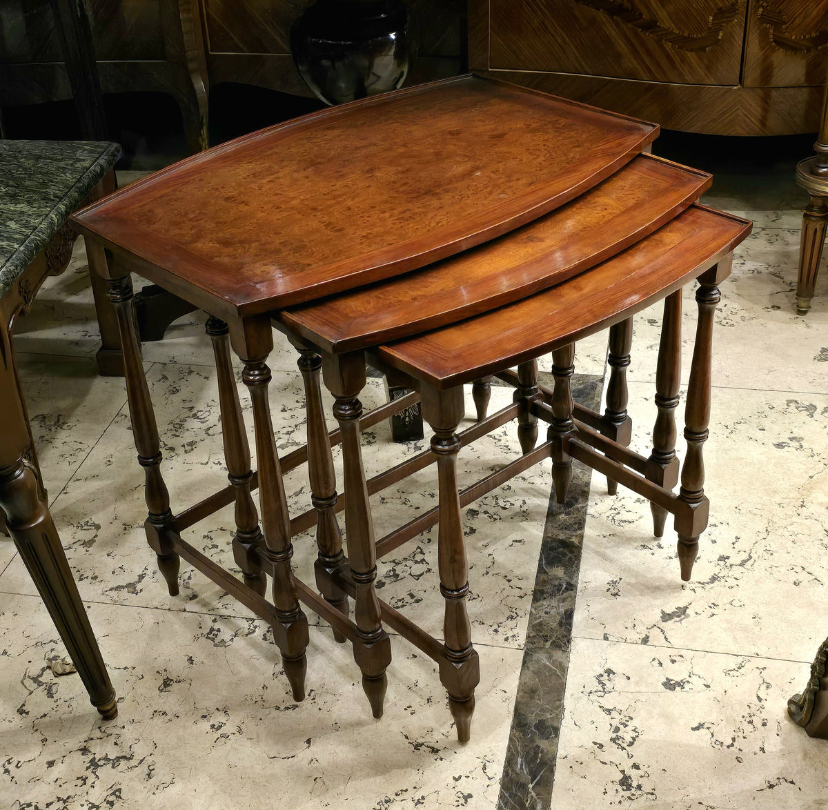 French-Style Nesting Tables – Set of 3 Solid Wood Side Tables with Tray-Style Tops