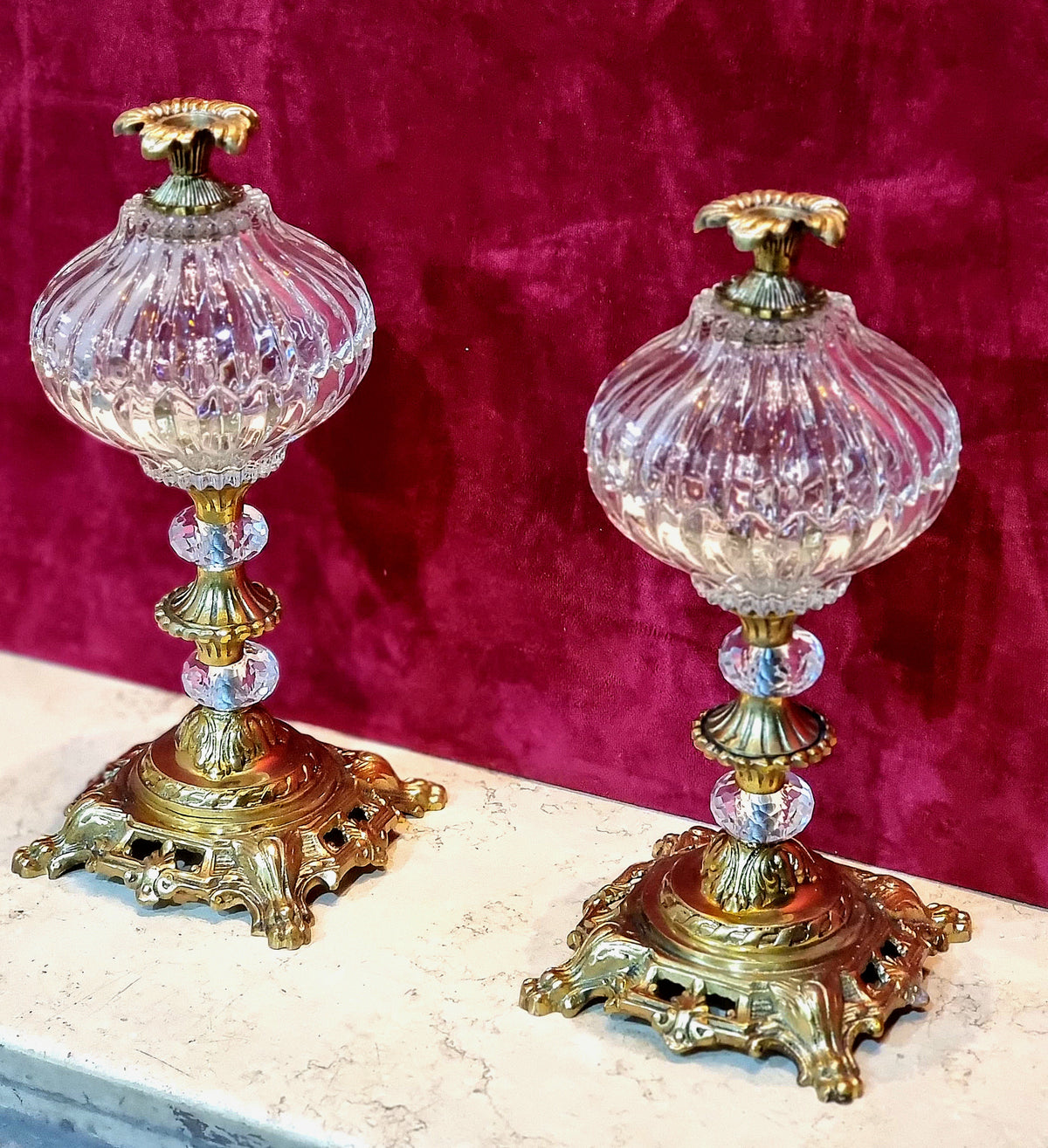 French-Style Crystal Tabletop Décor Set – Pair of Gilded Glass Vessels with Gold Leaf Details
