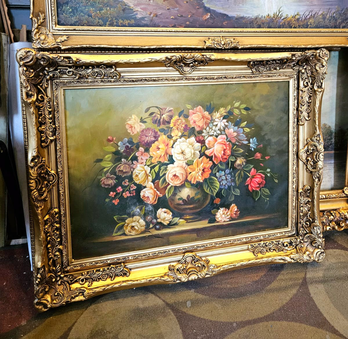 French-Inspired Floral Still Life Painting – Vibrant Flower Bouquet with Ornate Gold Leaf Frame