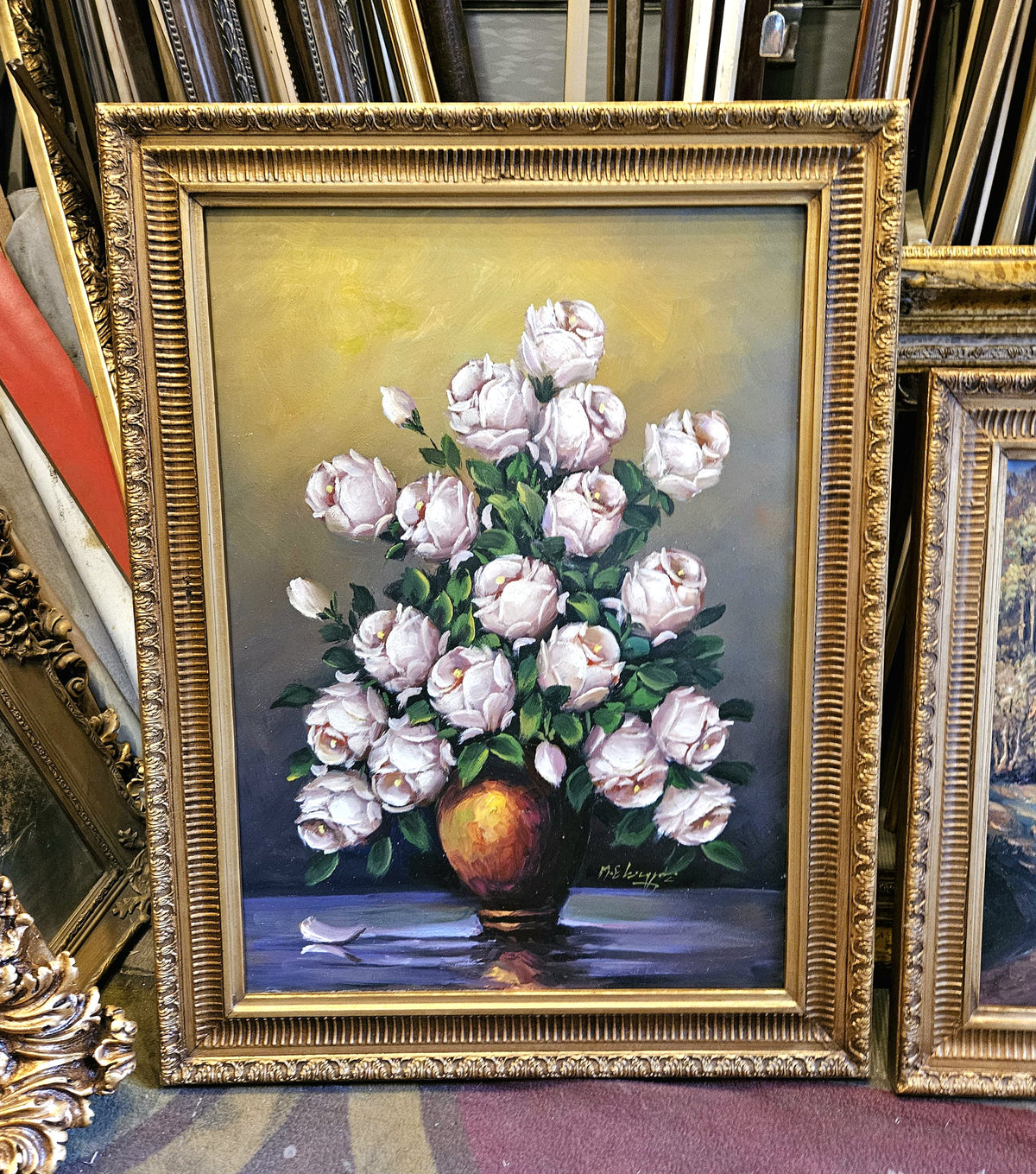 Elegant French-Style Floral Wall Art – Romantic Rose Bouquet in an Ornate Gilded Frame