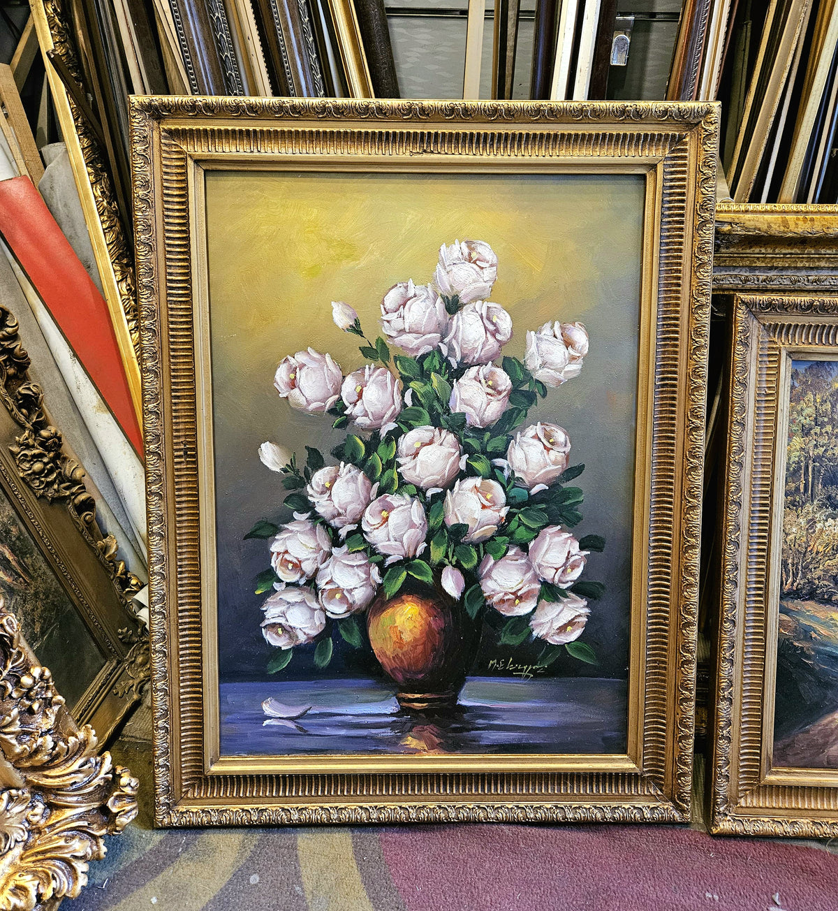 Elegant French-Style Floral Wall Art – Romantic Rose Bouquet in an Ornate Gilded Frame