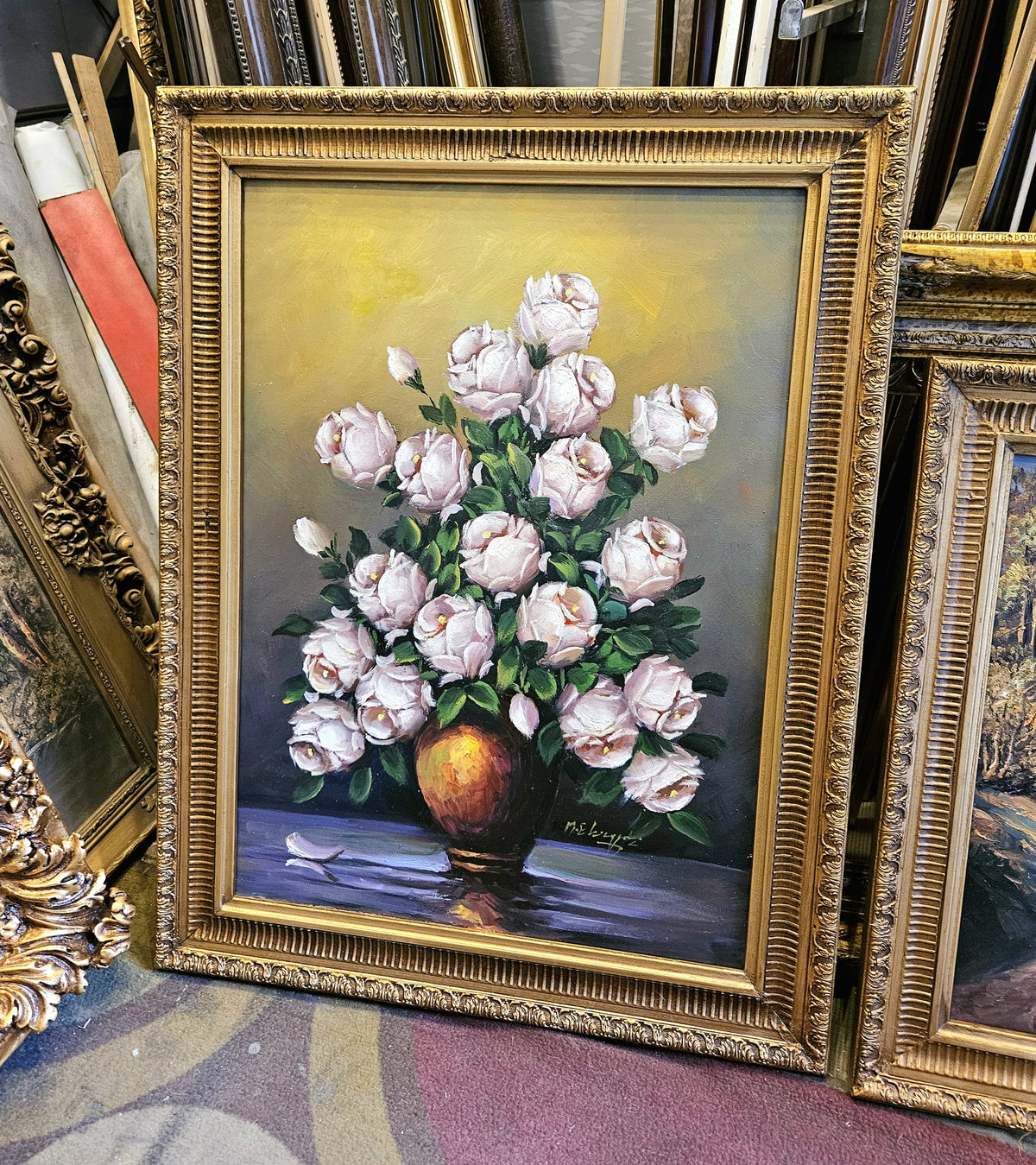 Elegant French-Style Floral Wall Art – Romantic Rose Bouquet in an Ornate Gilded Frame