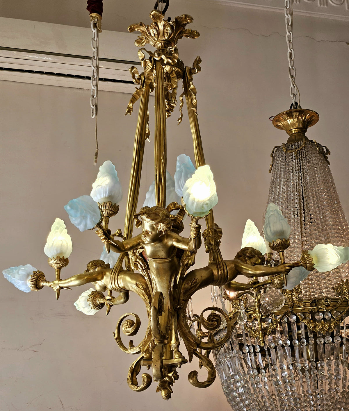 French-Style Cherub Chandelier – Ornate Gold Leaf Frame with Sculptural Figures & Floral Glass Shades