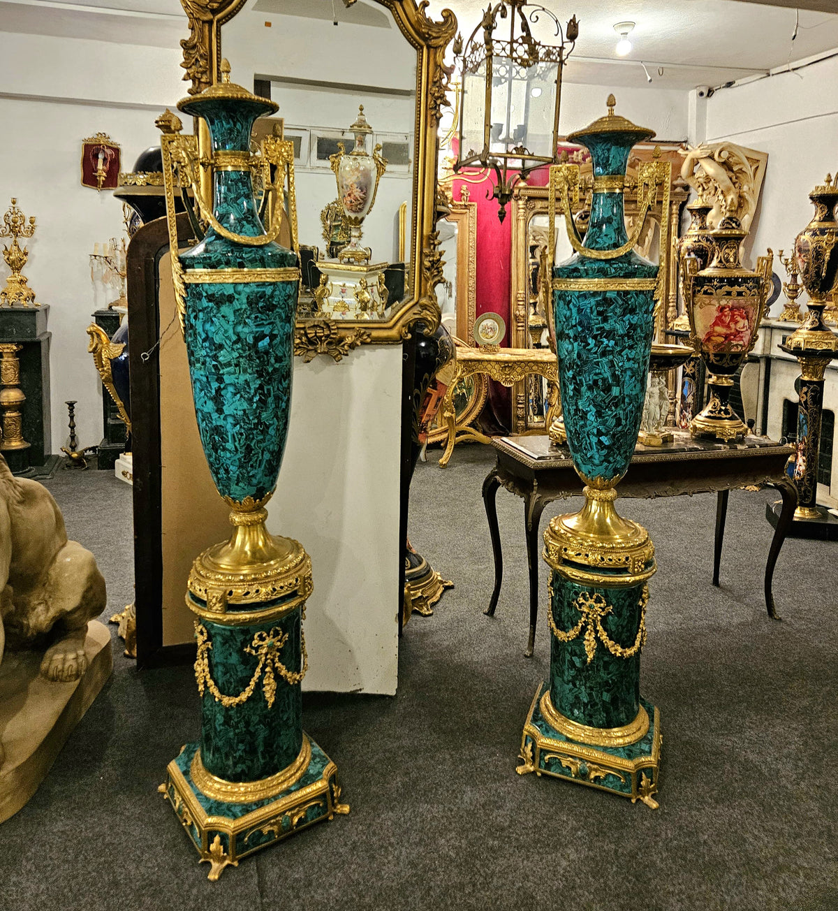 Grand French-Style Green Porcelain Vase with Matching Pedestal – Gold Leaf & Bronze Details