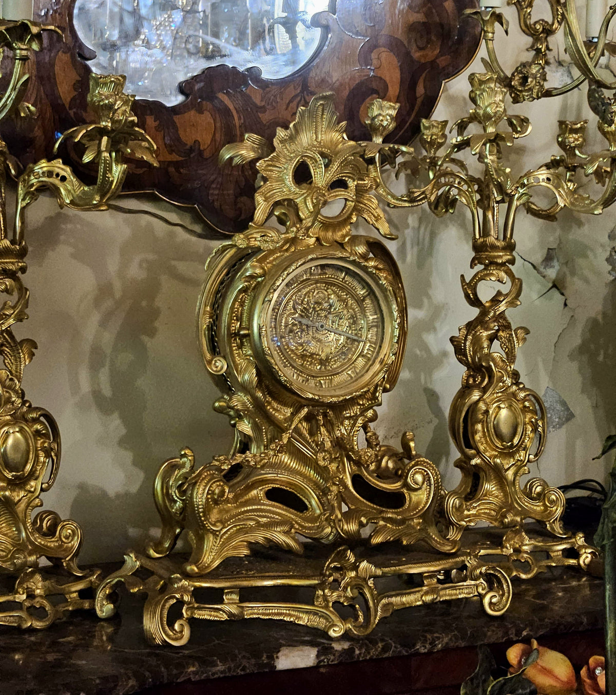 French-Style Gilded Clock & Candelabra Set – Ornate Gold Leaf Mantel Clock with Matching Candleholders