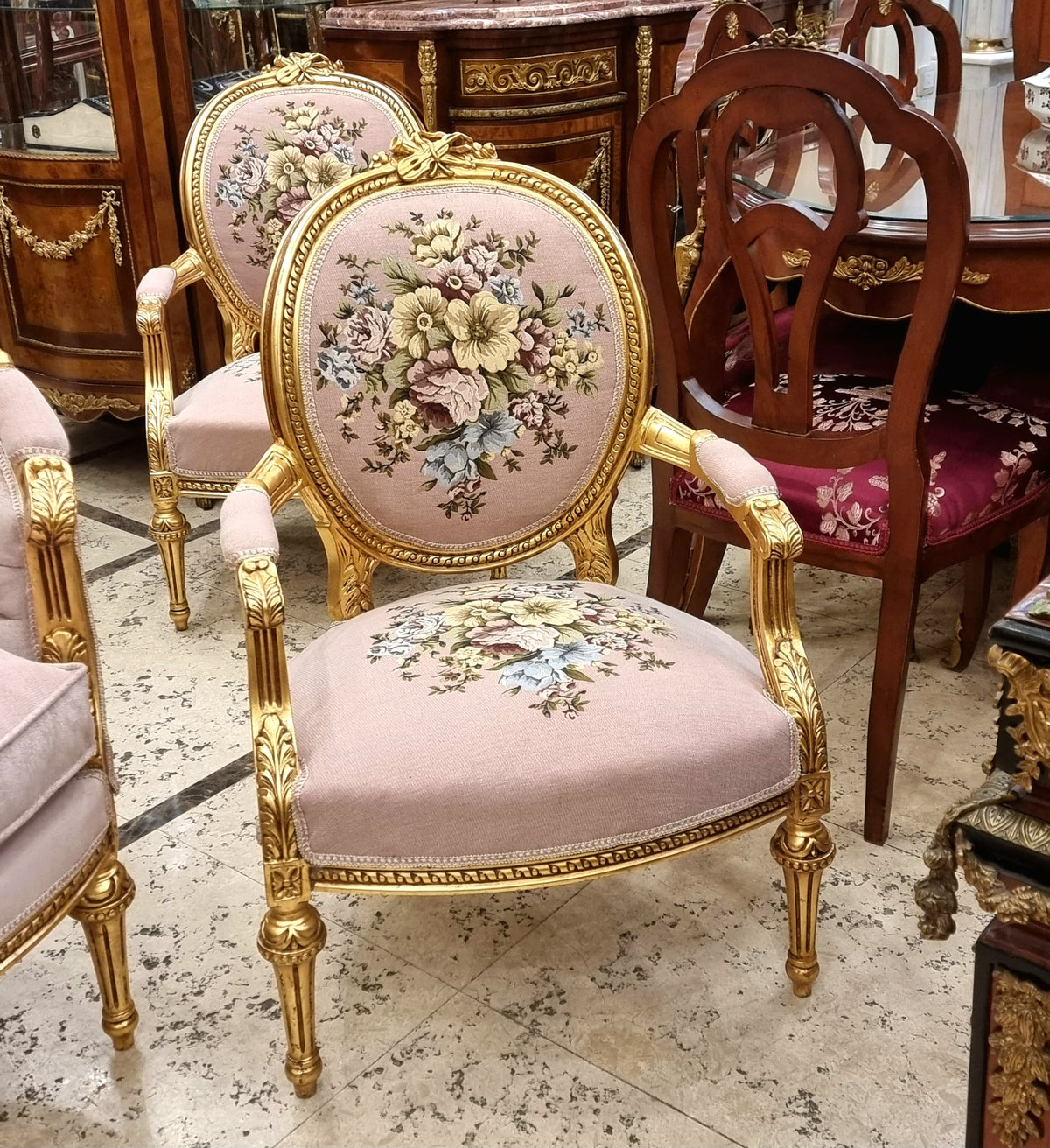 French Louis XV Style 4-Piece Living Room Set with Pink Floral Damask Upholstery, Gilded Gold Leaf Frames and Marble Top Table