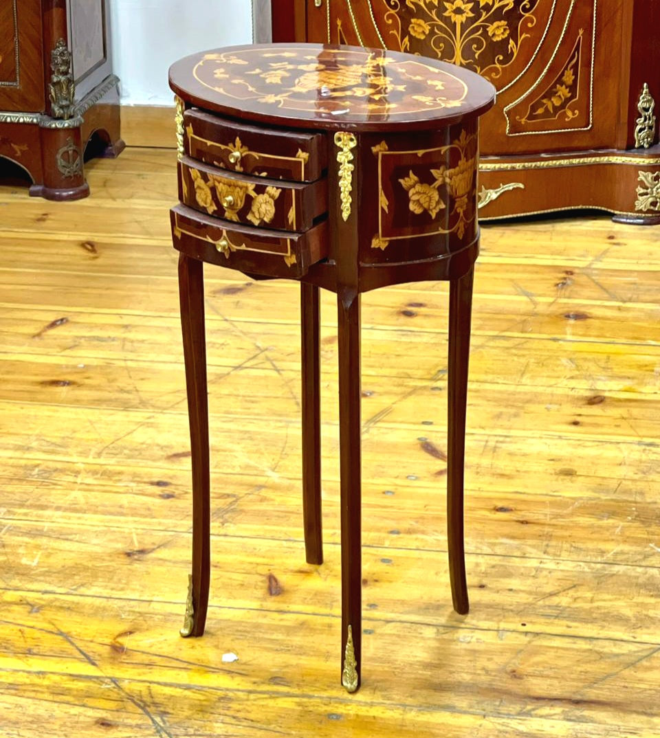 French-Style Round Side Table – Three Small Drawers with Floral Marquetry & Gilded Wood Details