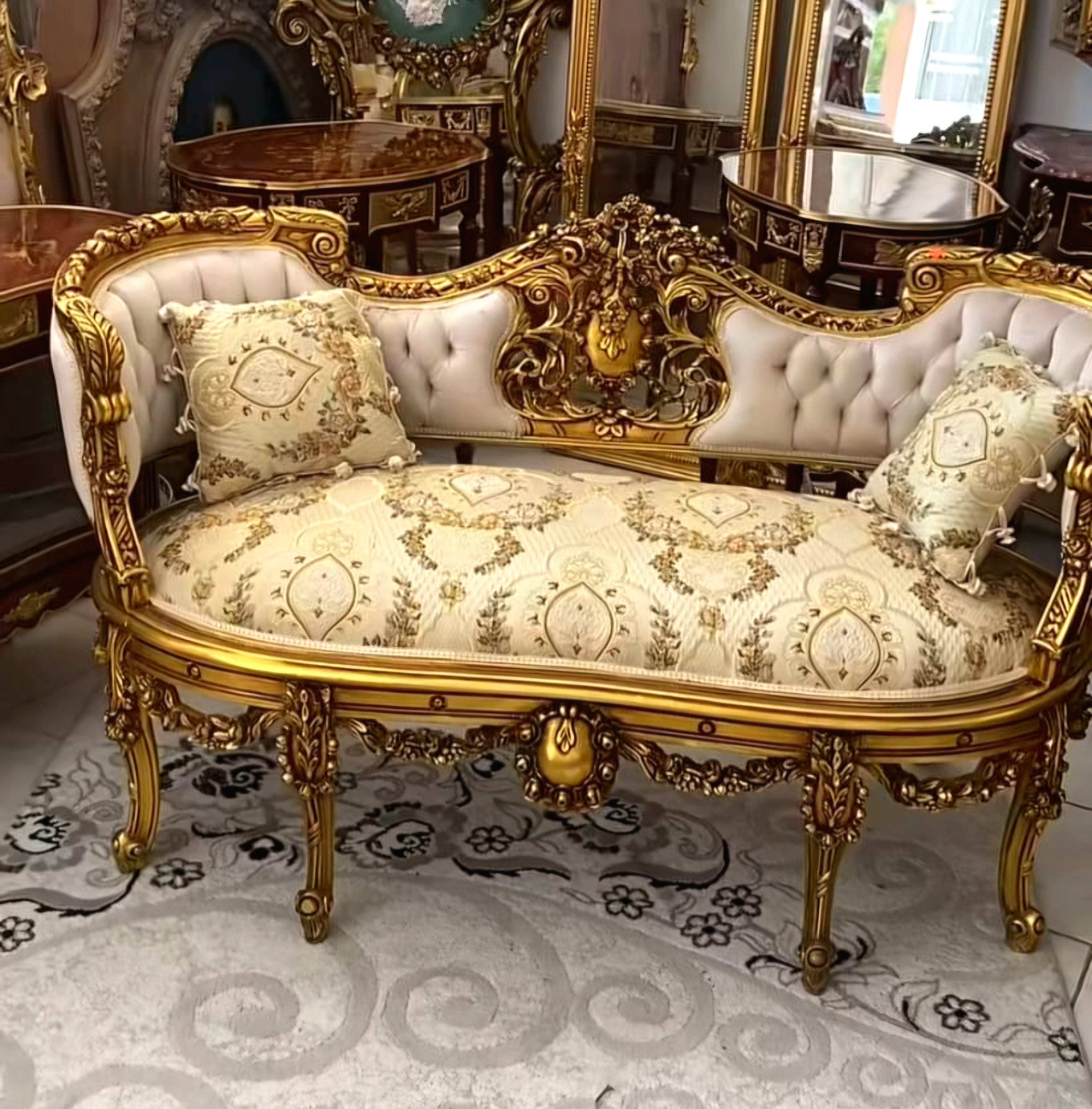 Ornate French Louis XV Settee – Gold Leaf Carved Frame & Elegant Ivory Damask Upholstery
