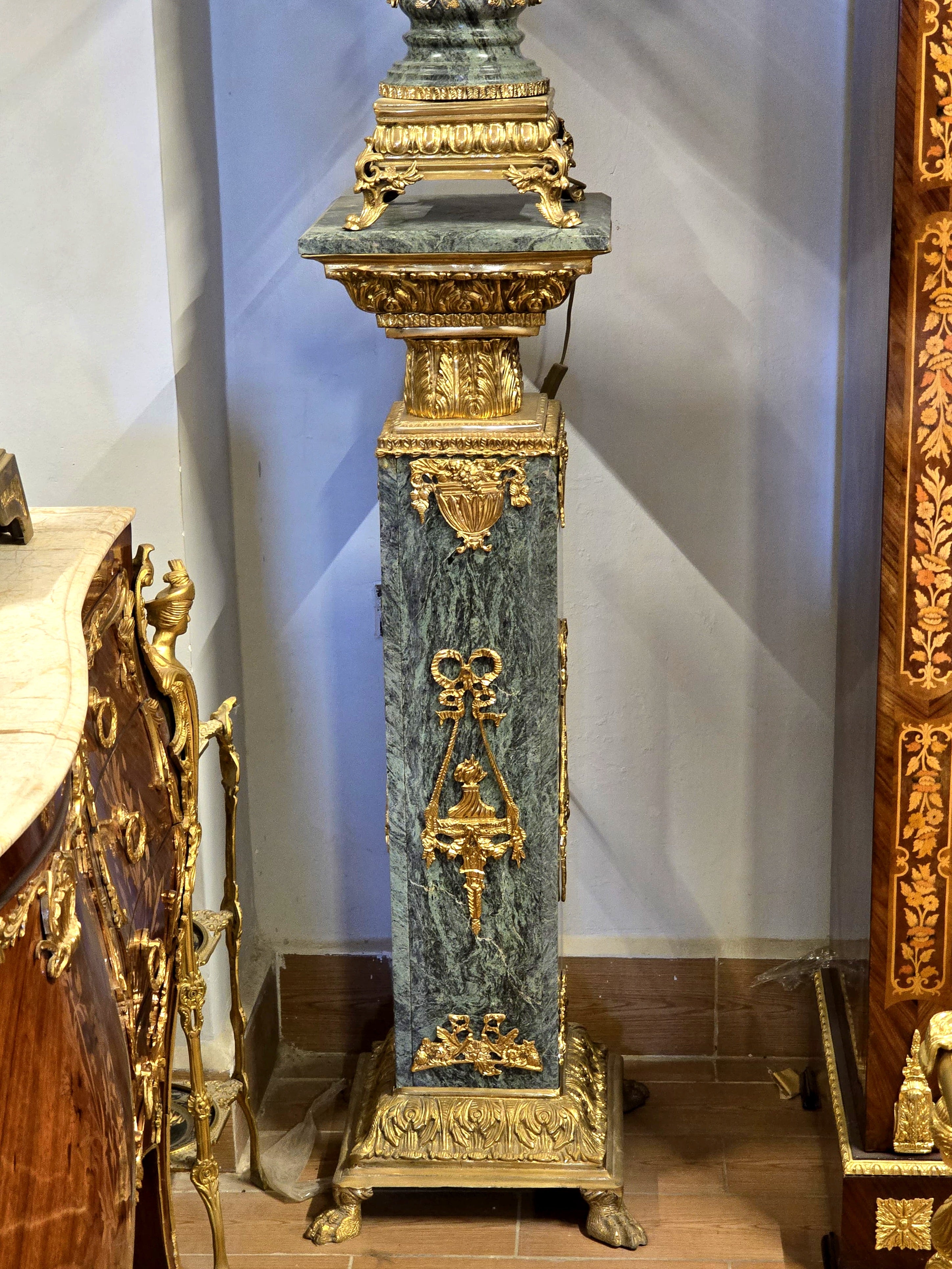 French Neoclassical Style Decorative Vase & Pedestal – Green, Gray & White with Gold Leaf & Bronze Details