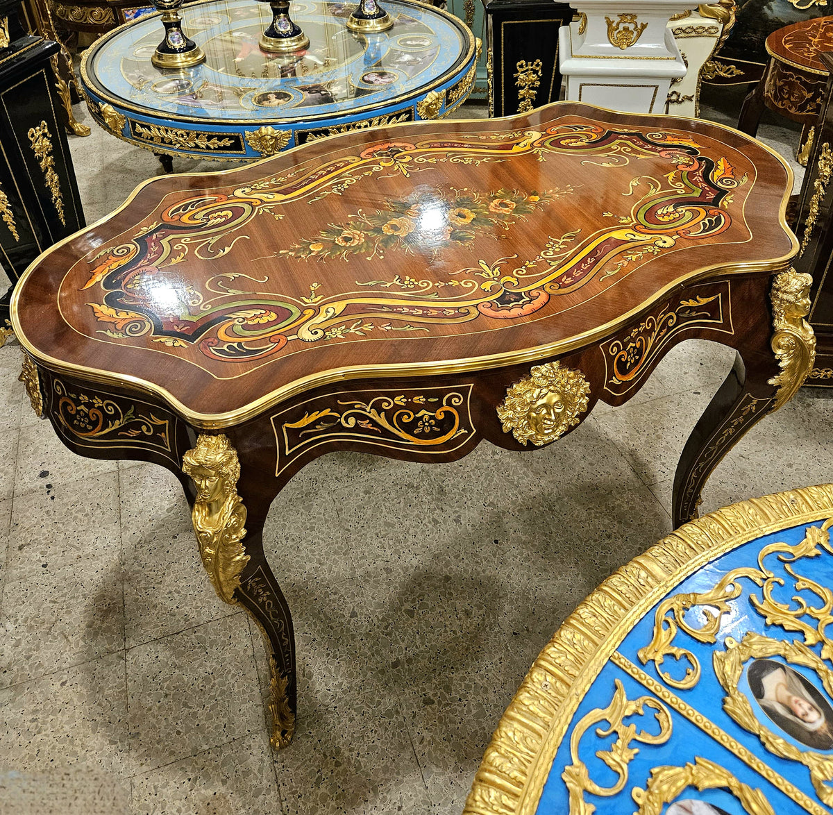 Grand French Louis XV Style Coffee Table – Sculptural Wood Frame with Gold Leaf, Gilt Bronze & Ornate Inlay