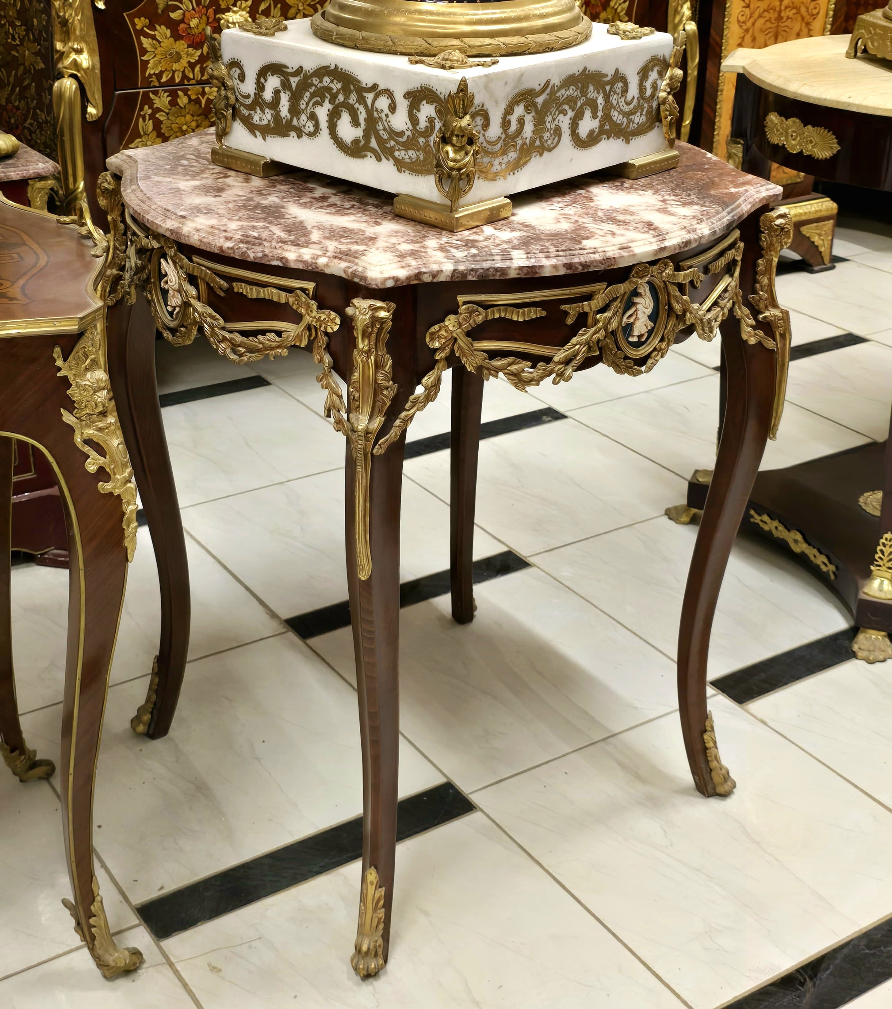 French-Style Marble Top Accent Table with Ornate Bronze Details – Luxury European Side Table