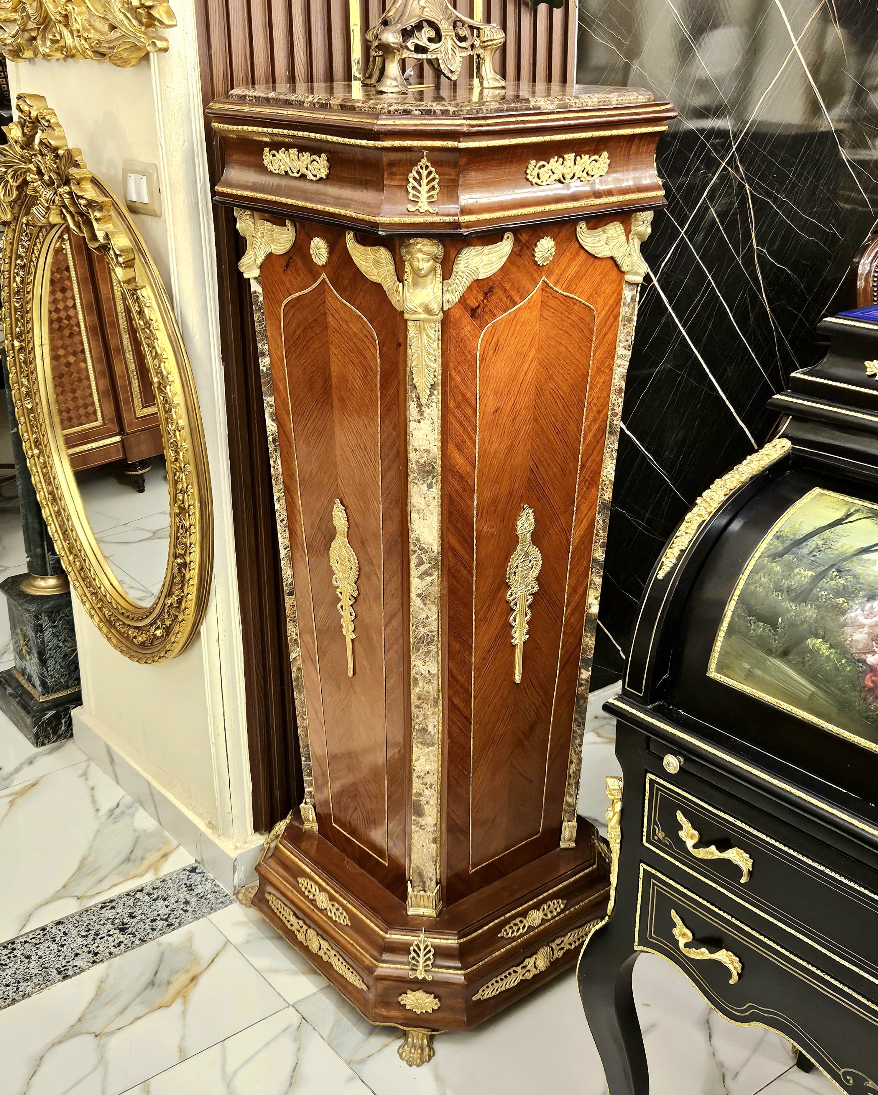 French Neoclassical Pedestal Stand with Marble & Gold Leaf Details – Ornate Wood Column Display Stand
