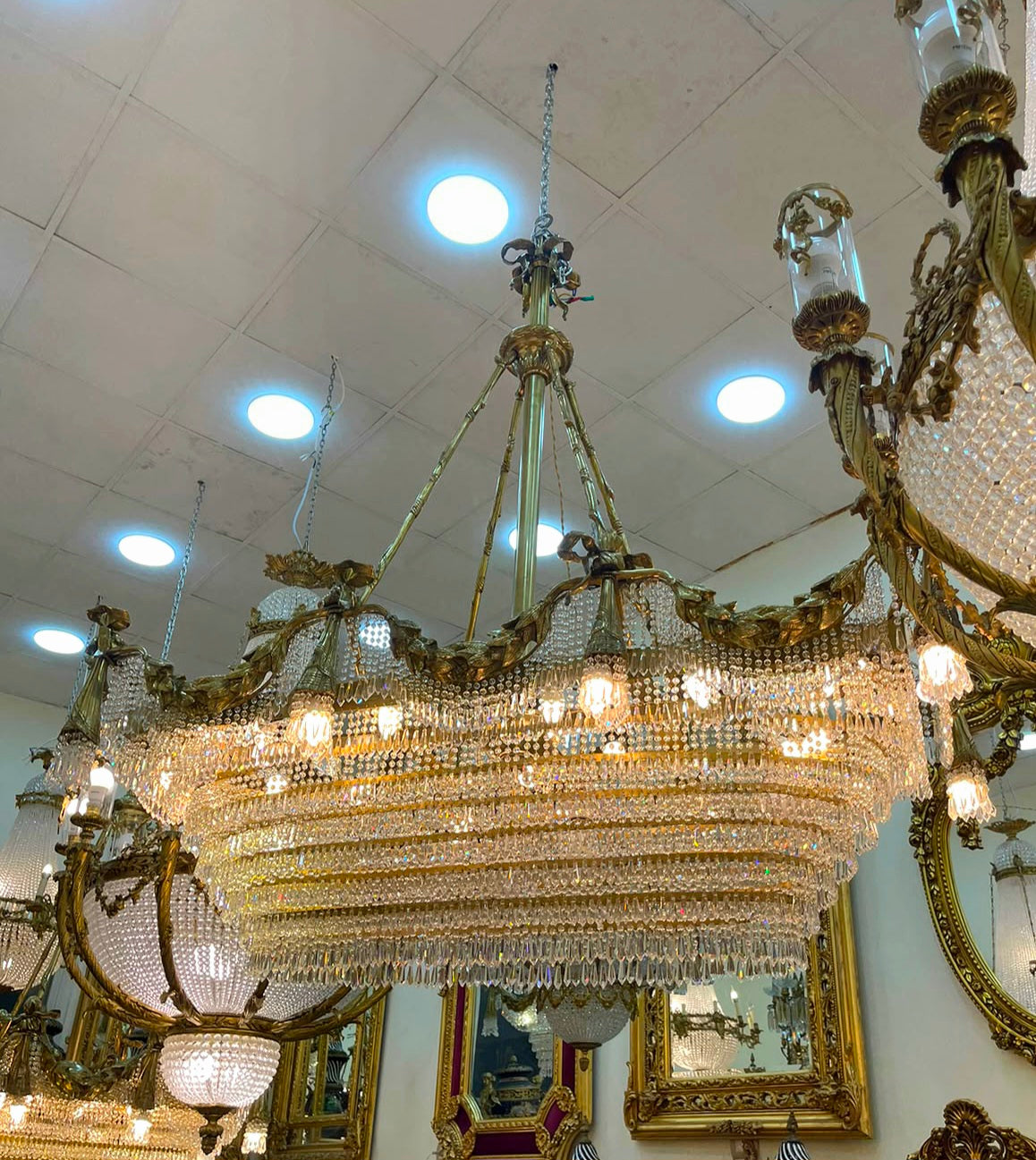 Monumental French Rococo Crystal Chandelier – Ornate Gilt Bronze Frame with Multi-Tiered Crystal Drops