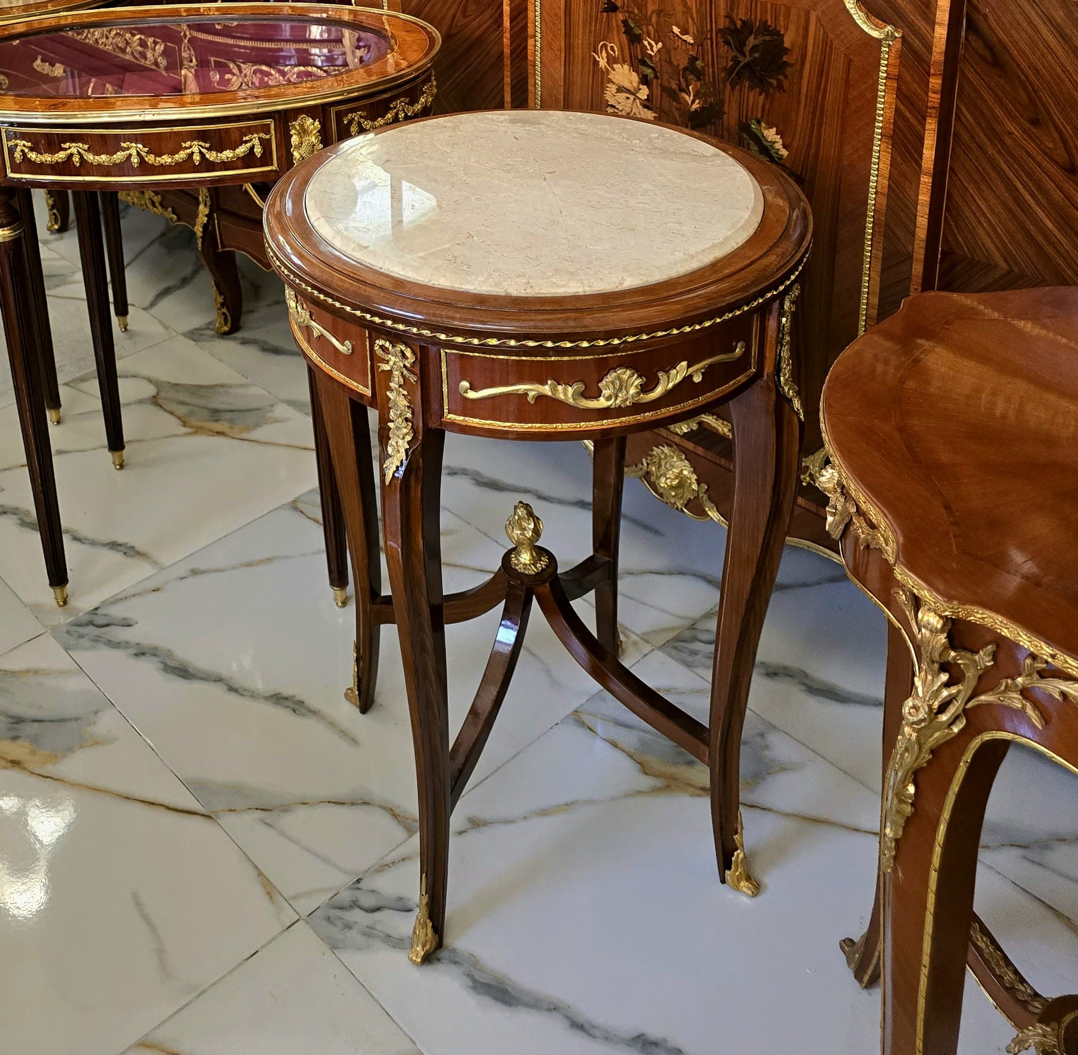 Elegant French Louis XV Occasional Table – Marble Top with Intricate Marquetry & Gilded Bronze Accents