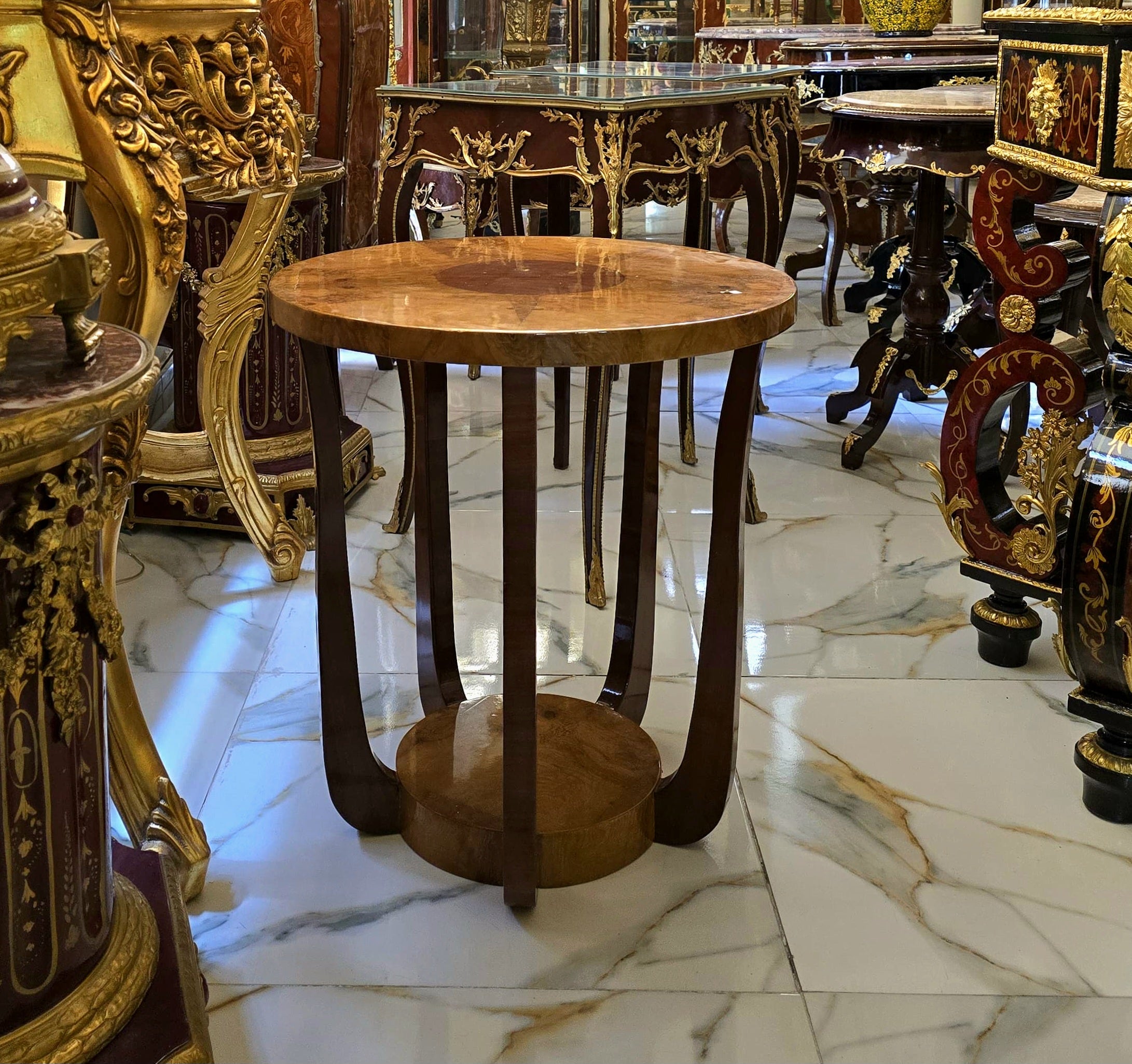Art Deco Round Side Table – Elegant Wooden Accent Table with Timeless Geometric Style
