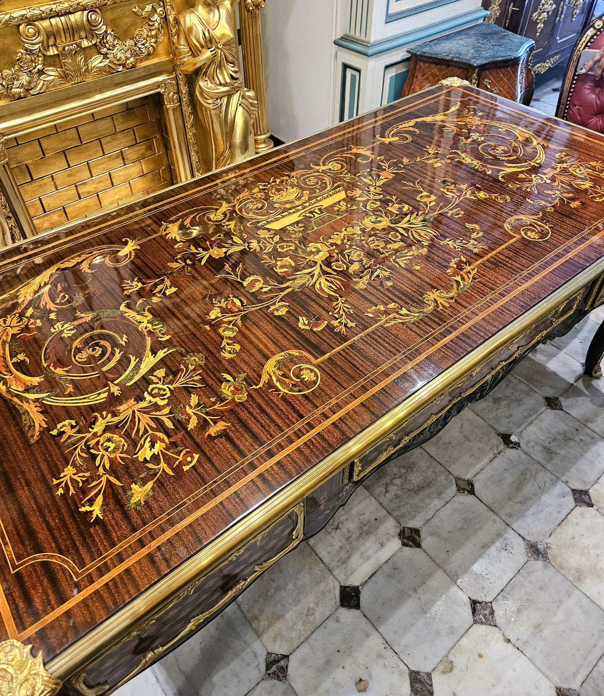 Grand French-Style Executive Desk – Intricate Marquetry Top, 3 Spacious Drawers & Gilded Bronze Details