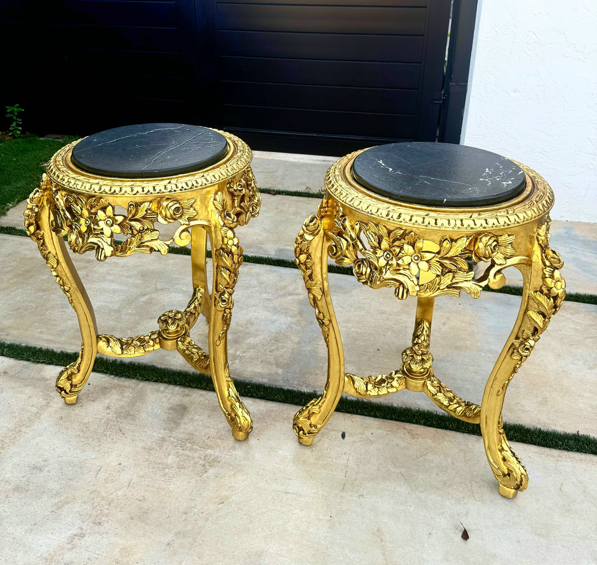 Set of 2 French-Style Gilded Side Tables – Black Marble Tops with Gold Leaf Details