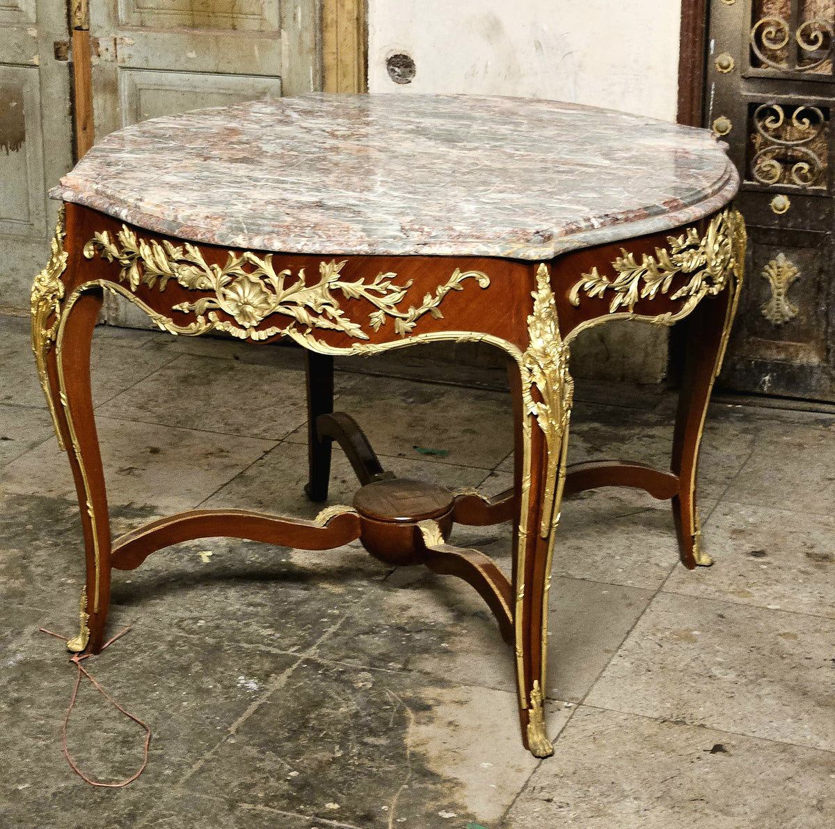 The Imperial Round – Louis XV Dining Table with Marble Top, Hand-Carved Details & Gilded Bronze Accents