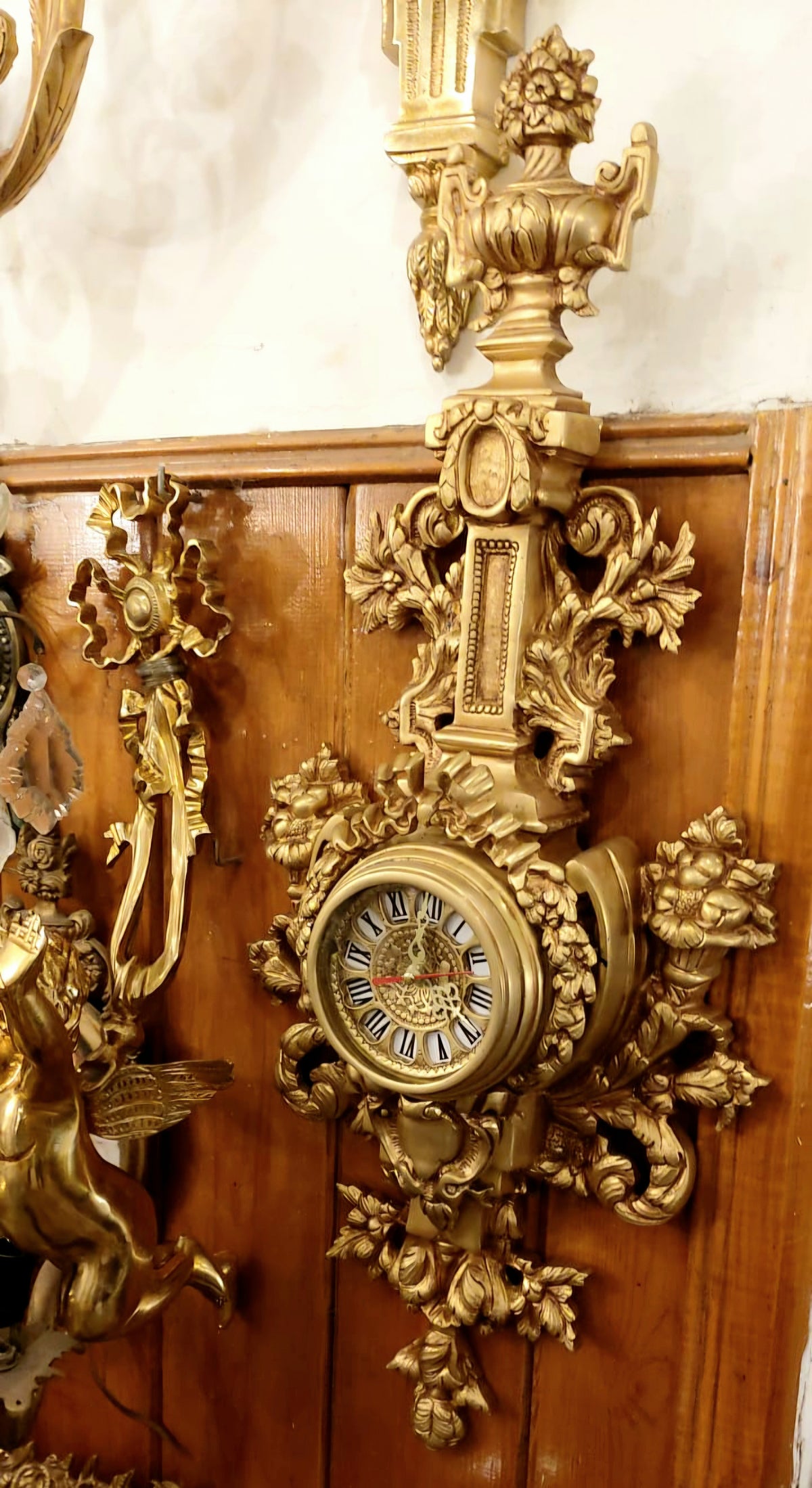 Grand French Rococo Wall Clock – Ornate Gold Leaf & Gilded Bronze Floral Details