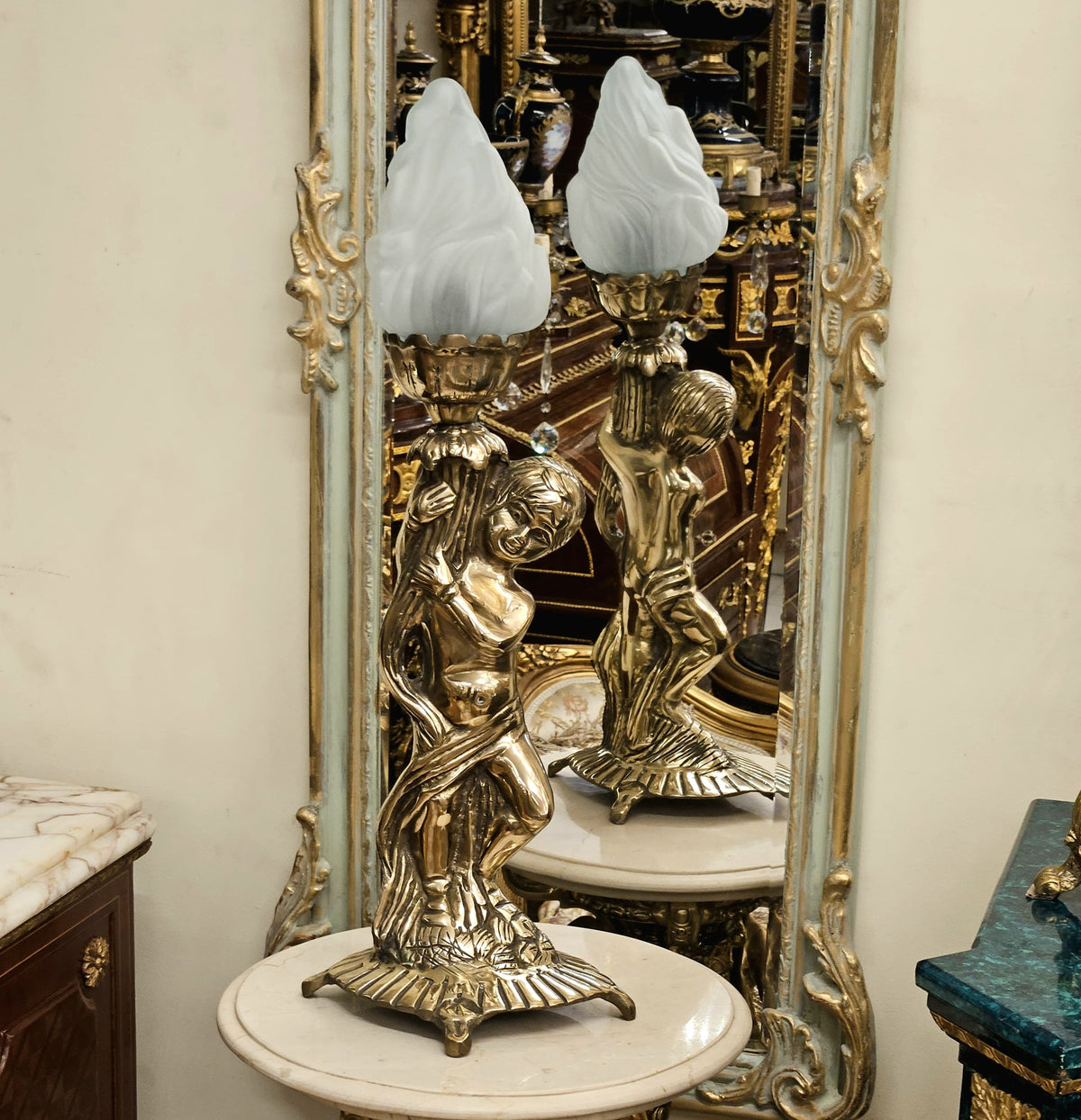 Cherubic Glow – Rococo-Inspired Table Lamp with Frosted Glass Flame Shade & Ornate Gilt Bronze Finish