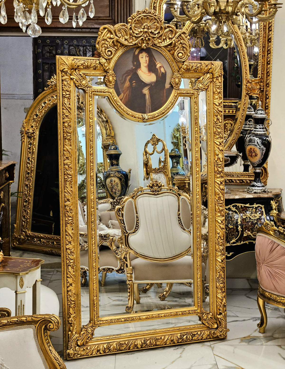 The Portrait of Grandeur – French-Inspired Gold Leaf Mirror with Ornate Gilded Frame & Portrait Medallion