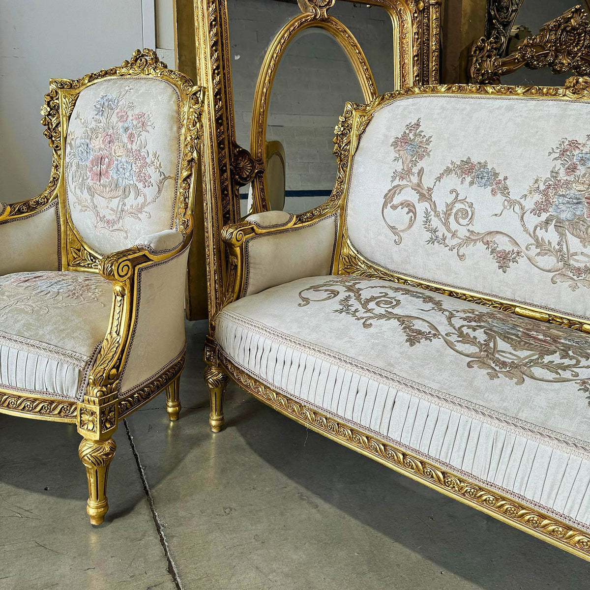 French Louis XVI Style Living Room Set – Gilded Gold Leaf Sofa & 2 Armchairs with White Damask Upholstery