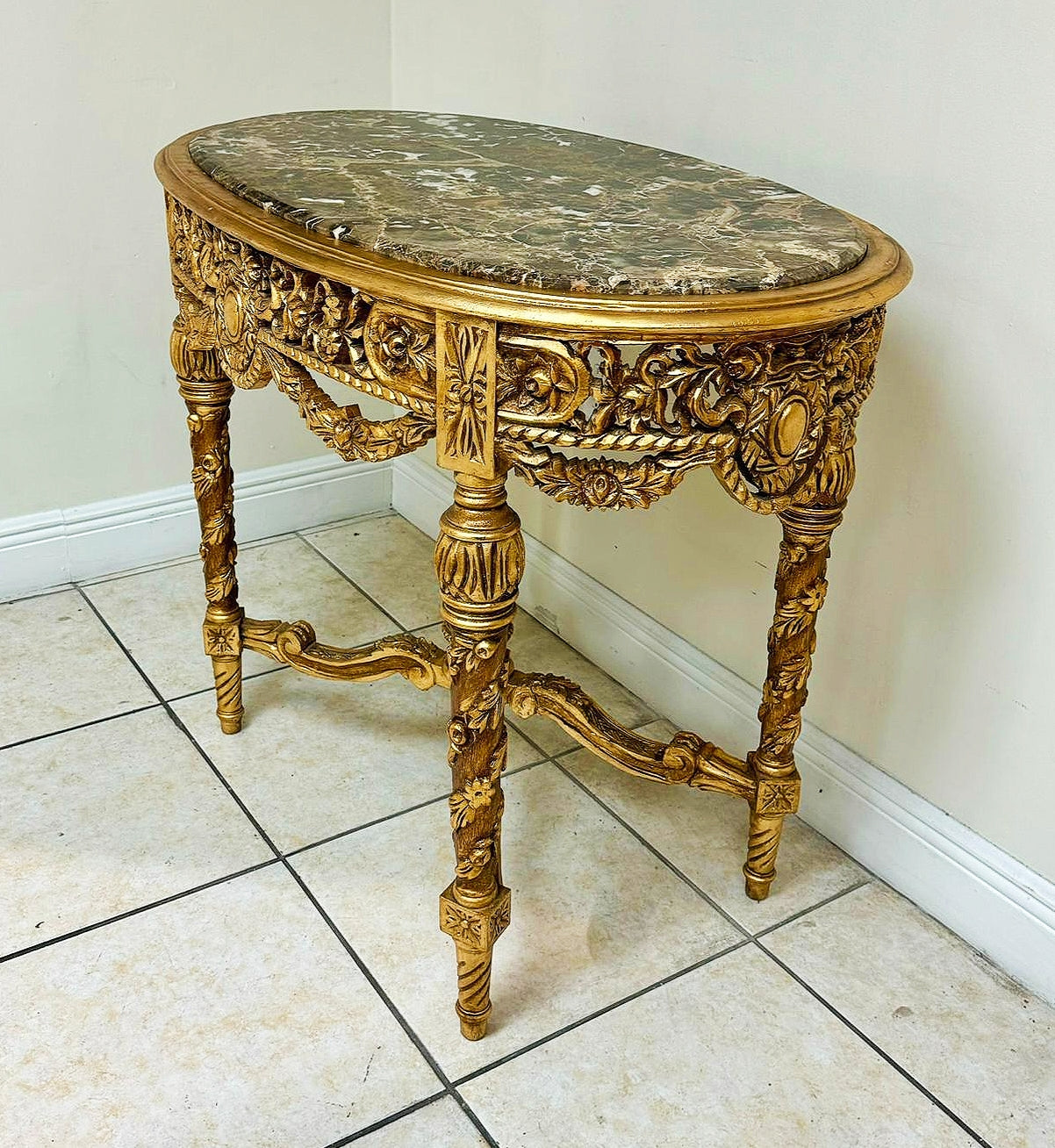 Coffee Table Marble Topped French Style Gold Leaf Details Furniture Table