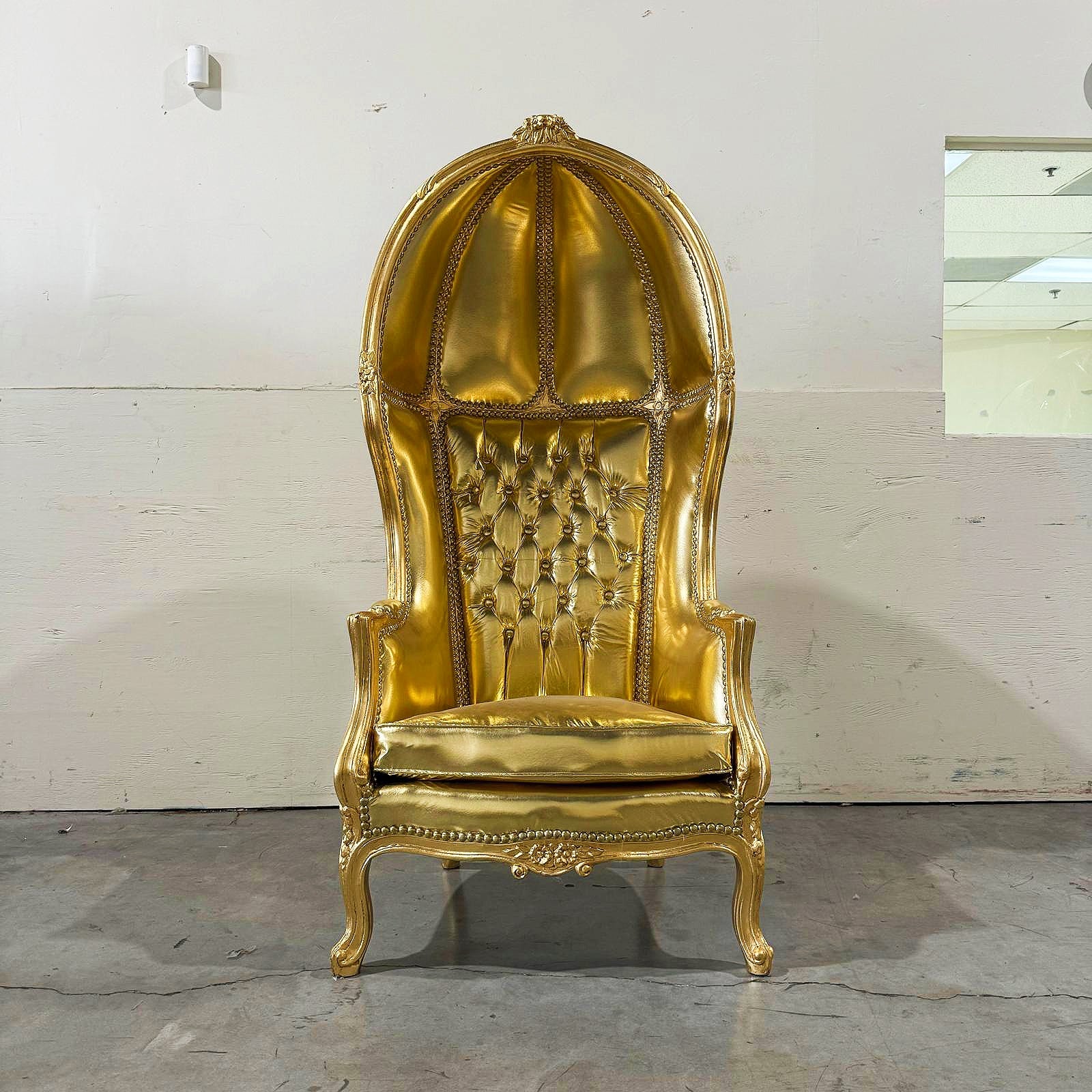 Balloon Chair French Style Golden High-Back Canopy Lacquer Chair