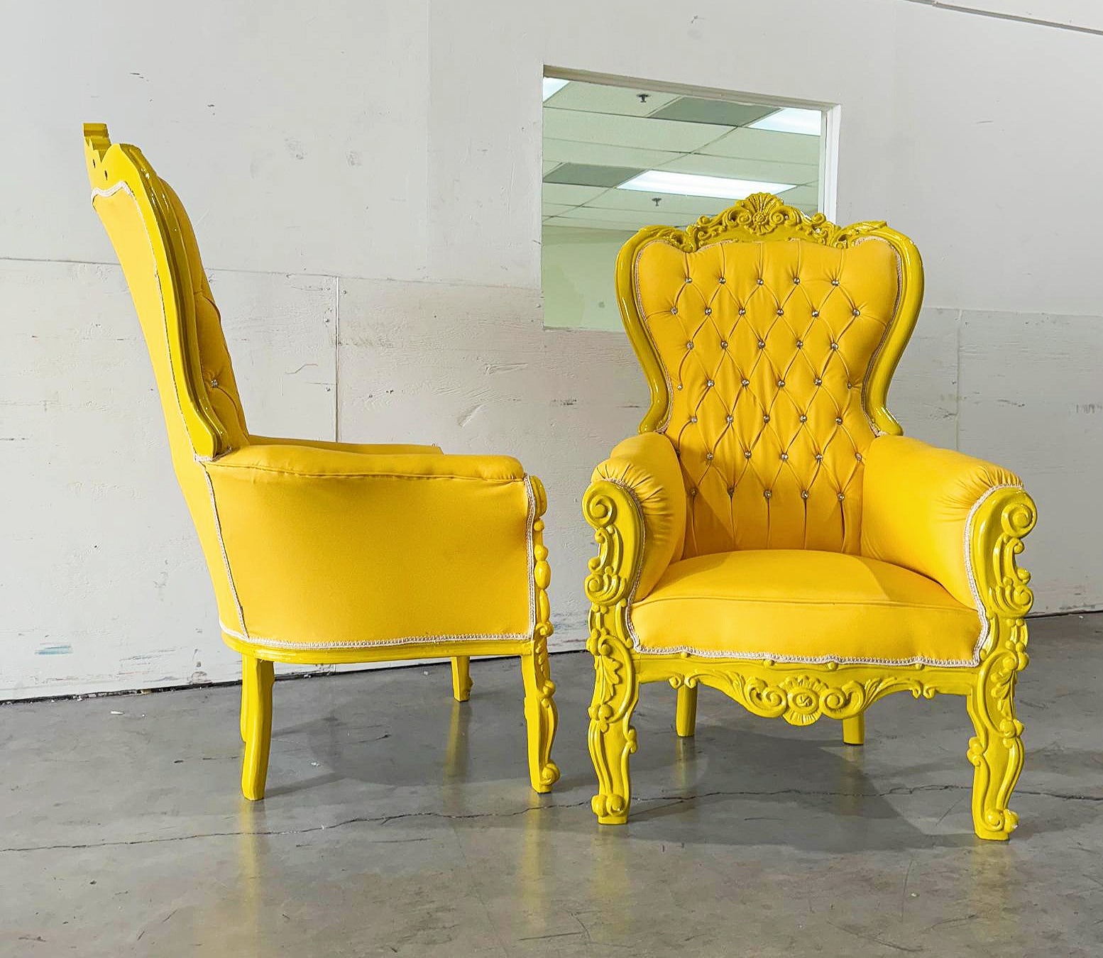 French Style Yellow Velvet Throne Chair Midsize Tufted Chair