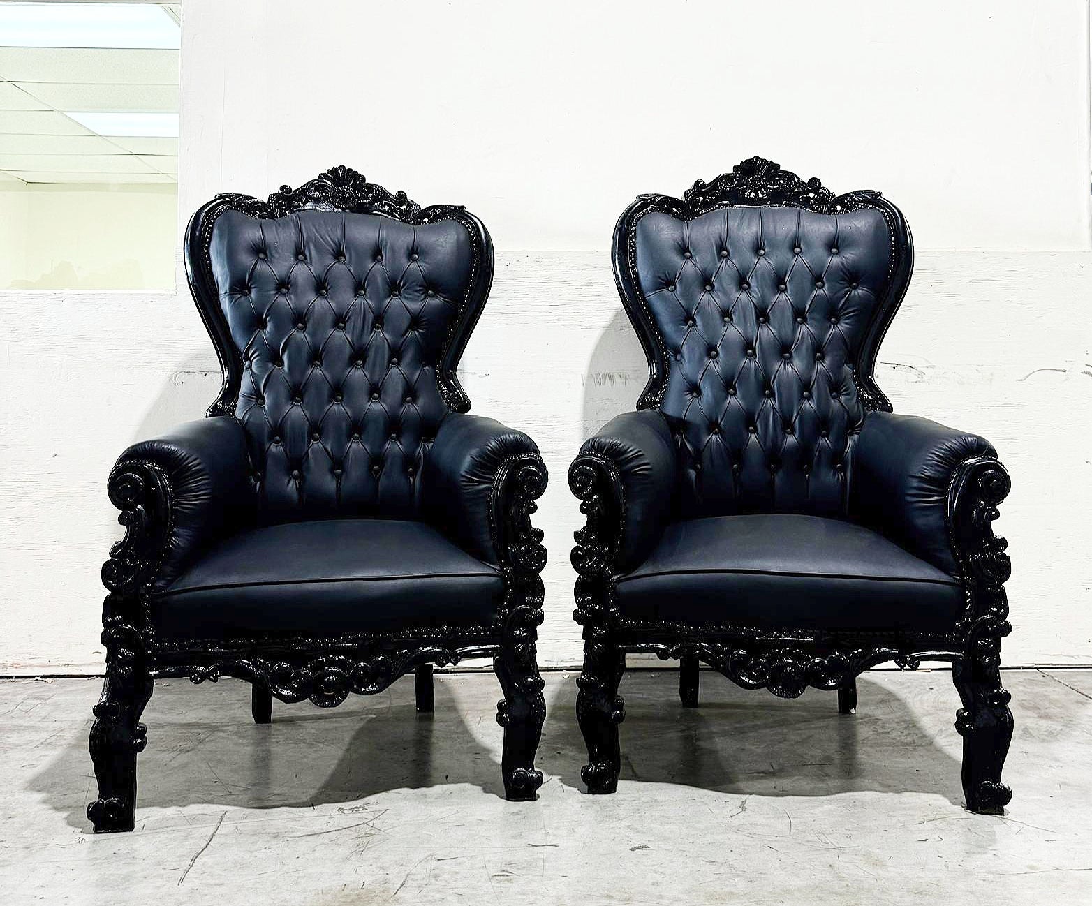 Black Leather Throne Chair French Style Midsize Tufted Chair