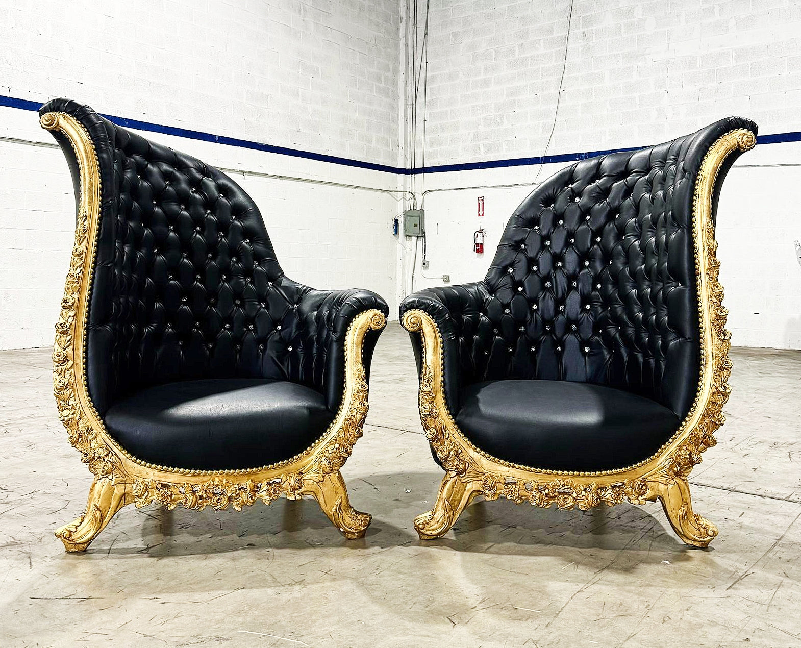 French Style Tufted Black Leather Chair with Gold Leaf Details – Rococo Baroque Accent Chair