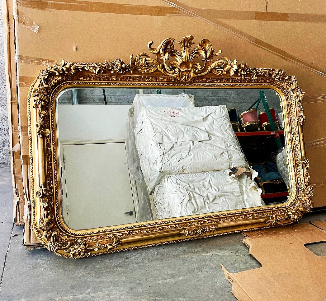French Style Gold Wall Mirror Mirror Baroque Rococo Gold Leaf Details