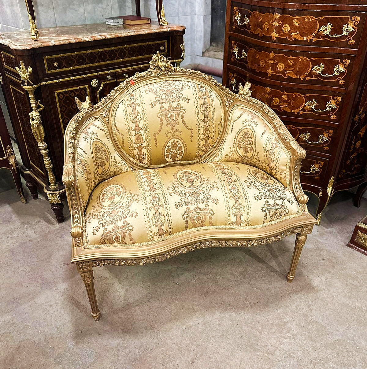 Baroque Style Golden Chair With Birds Details
