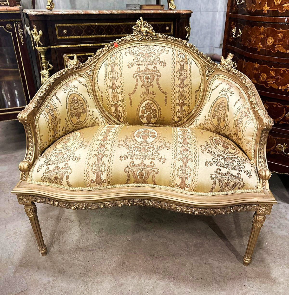 Baroque Style Golden Chair With Birds Details