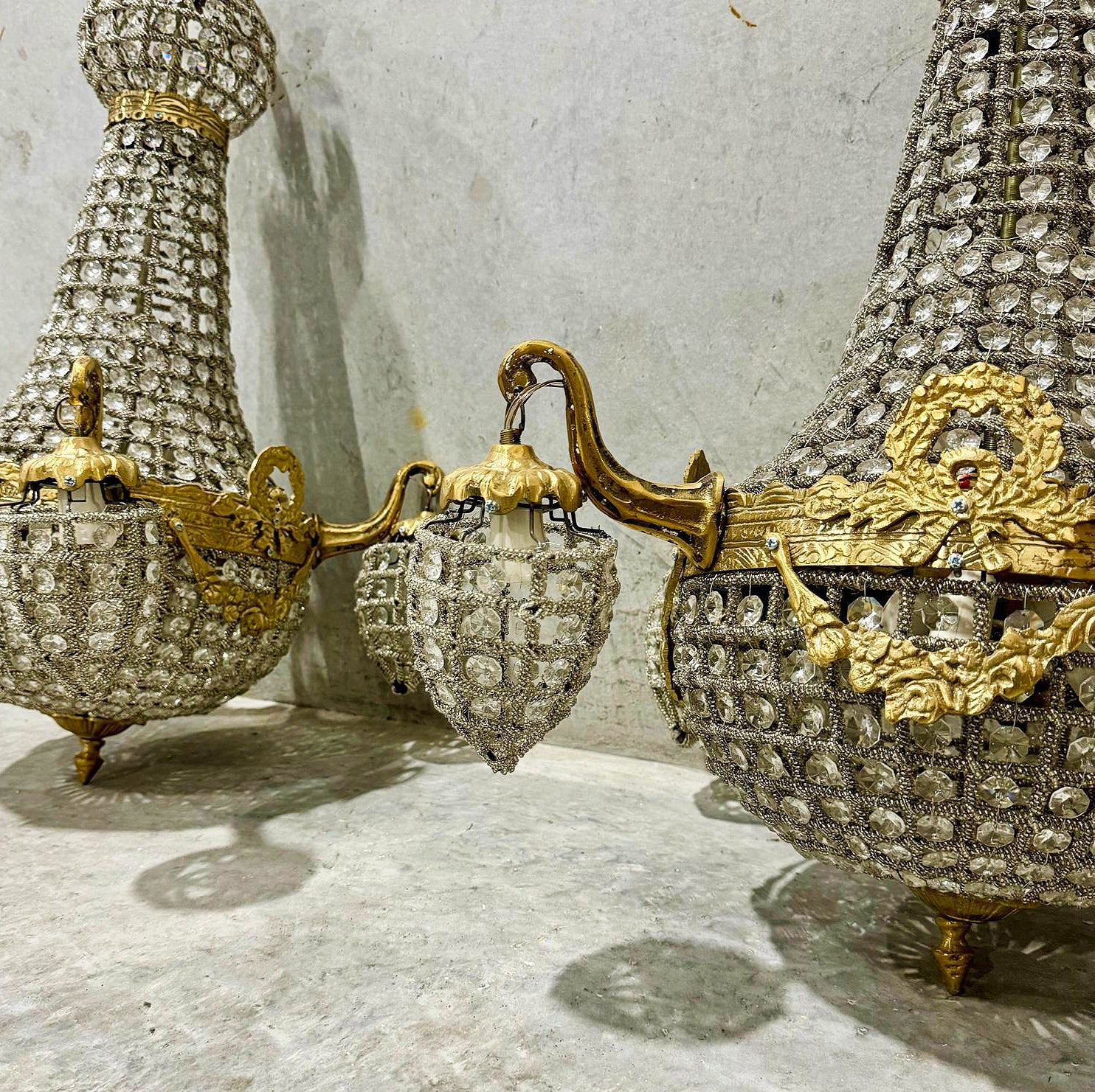 French Style Large Chandeliers *Set of 2* Gold Details Lightings
