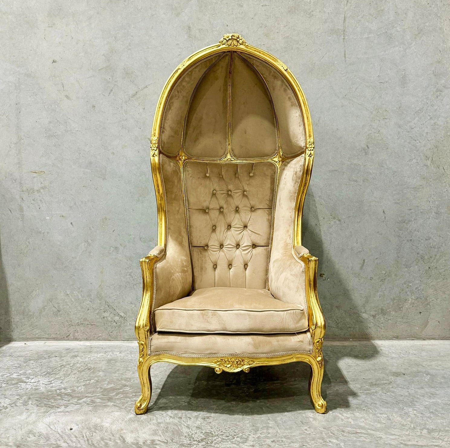 Balloon Chair French Style Dark Beige High-Back Canopy Lacquer Chair
