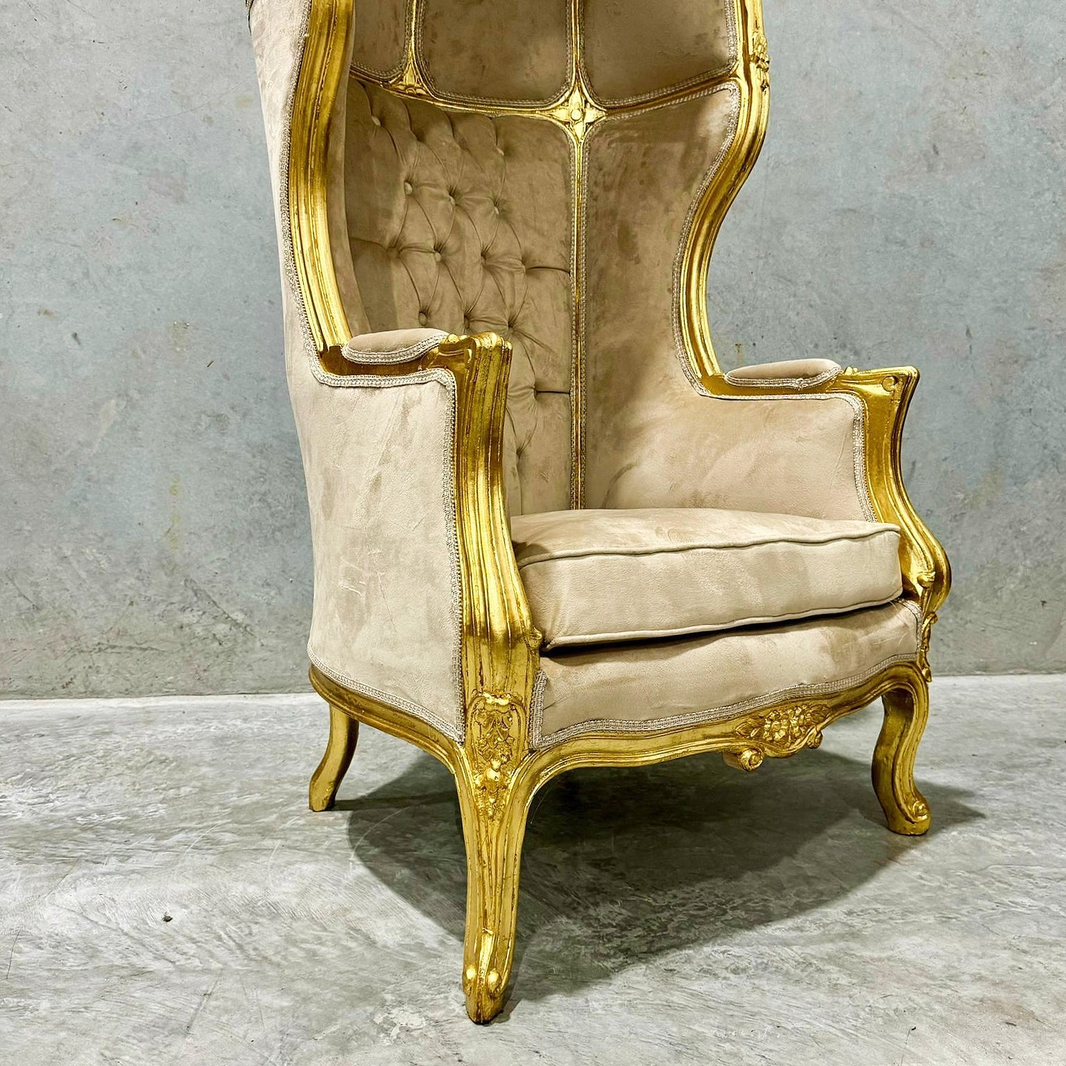 Balloon Chair French Style Dark Beige High-Back Canopy Lacquer Chair
