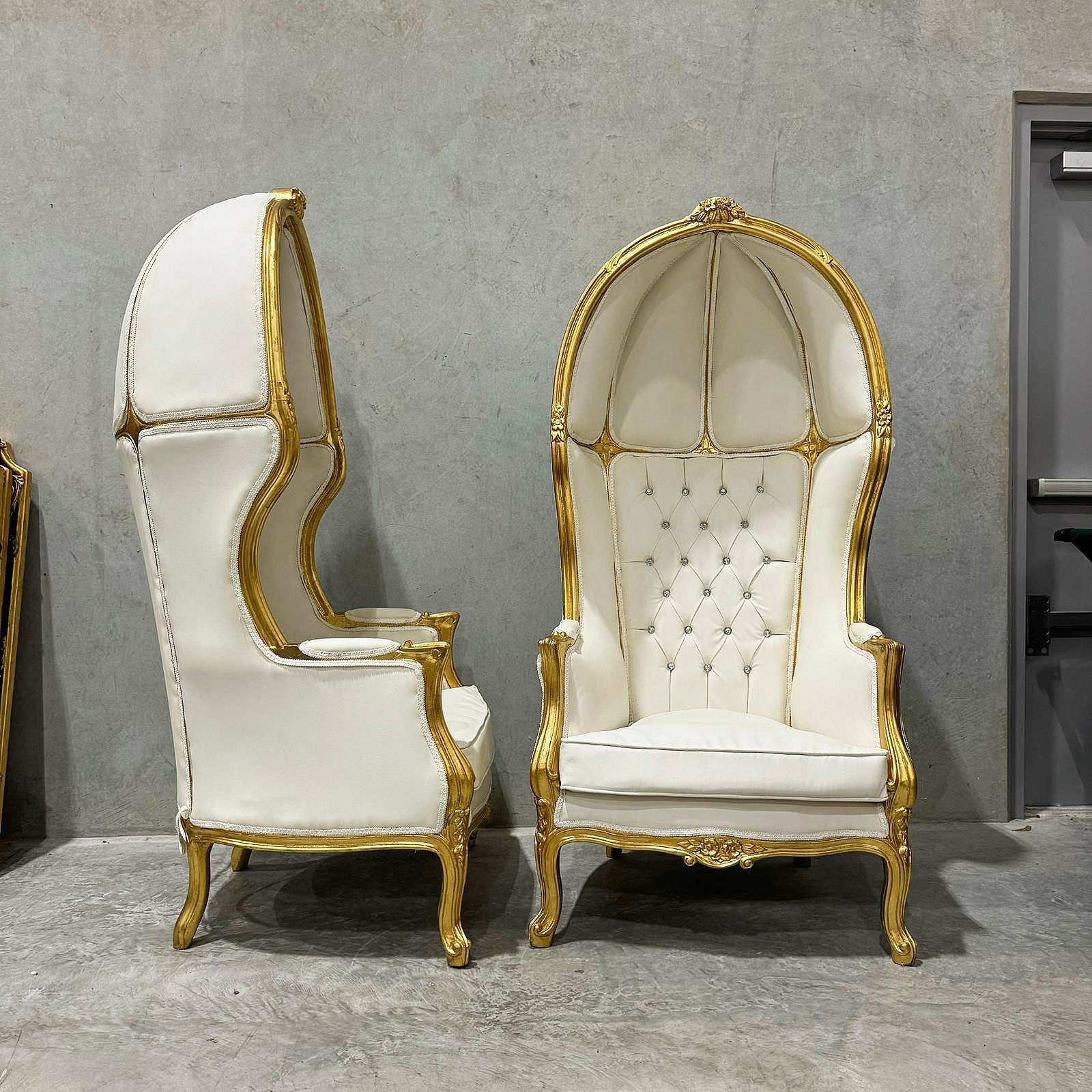 Balloon Chair French Style White Leather Gold High-Back Canopy Lacquer Chair