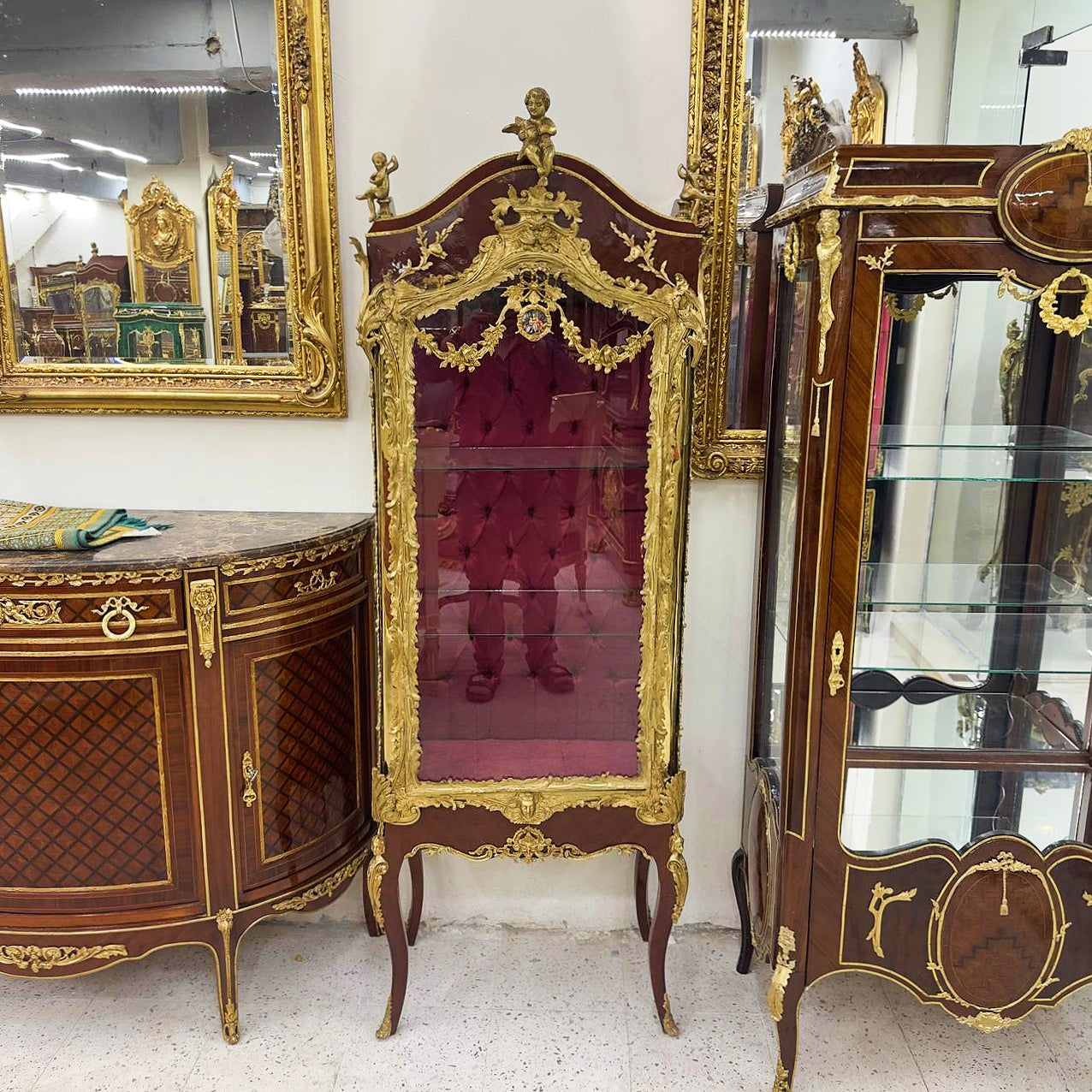 Bronze Vitrine French Style Vitrine Red Velvet Inside