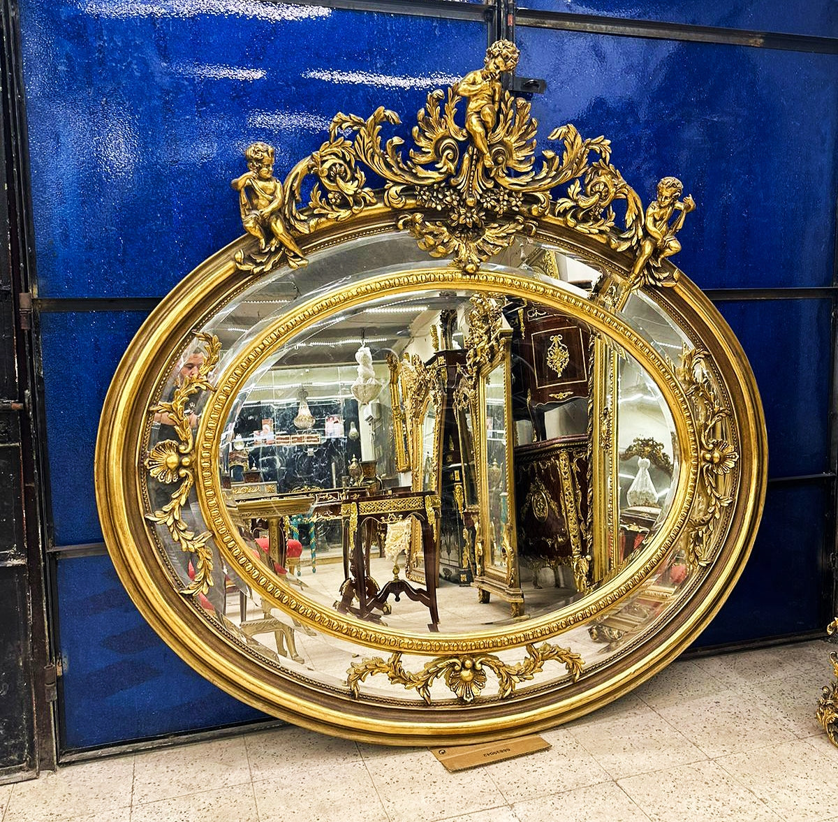 Wall Mirror French-Italian Style Golden Oval Mirror Gold Leaf Details