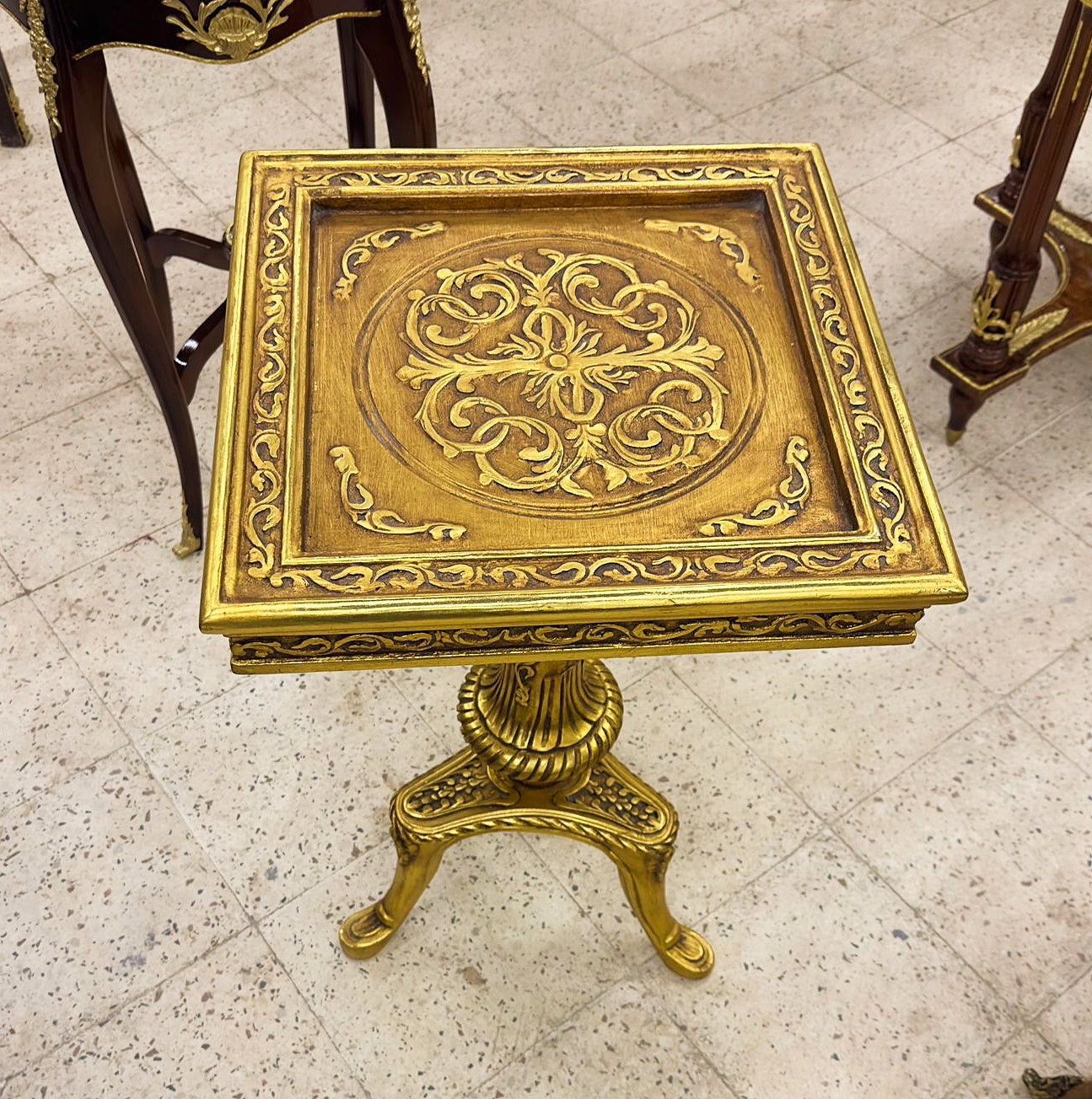 Golden Side Table French Style Square Black Gold Leaf Details Furniture