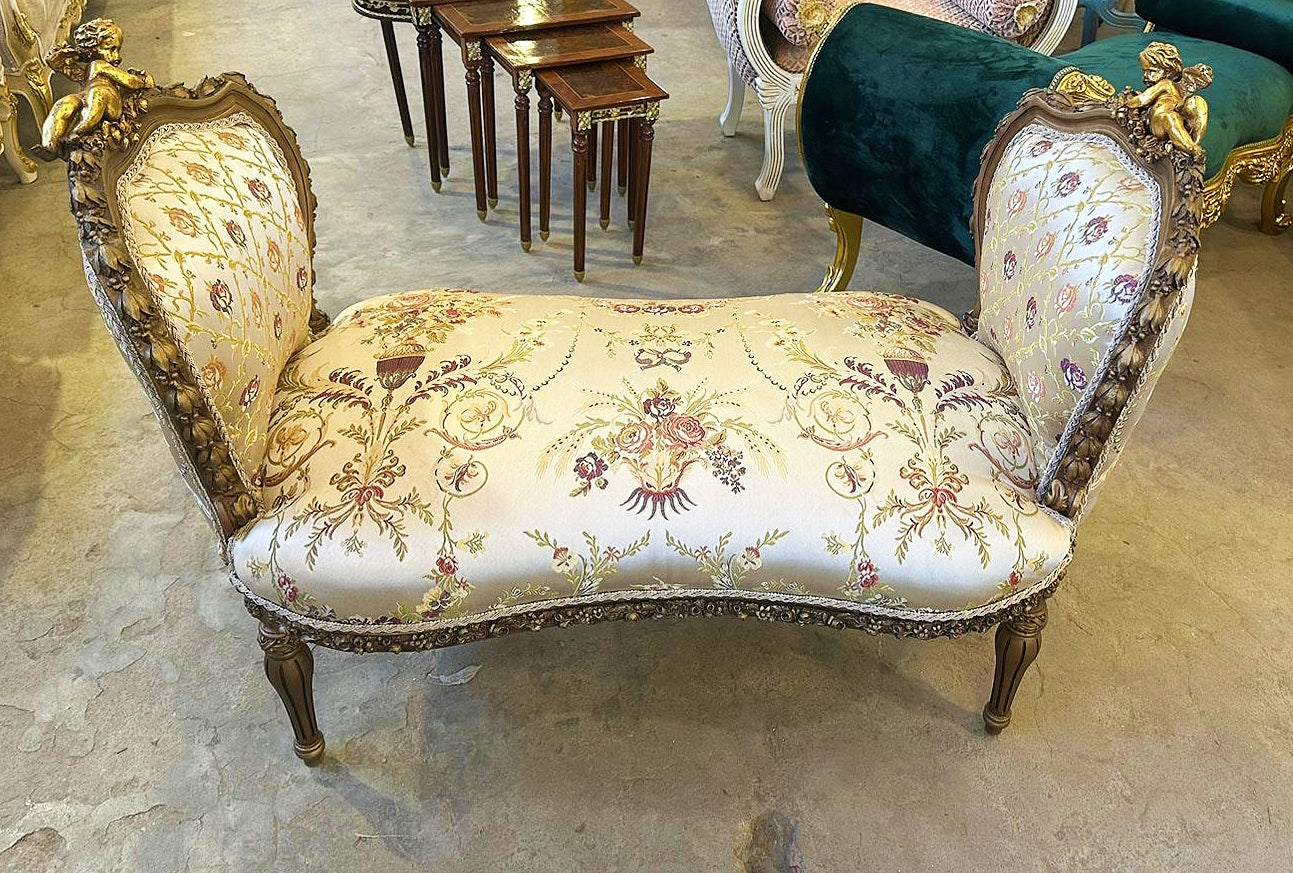 Marquis Bench French Style White Damask Gold Details Interior Design Furniture