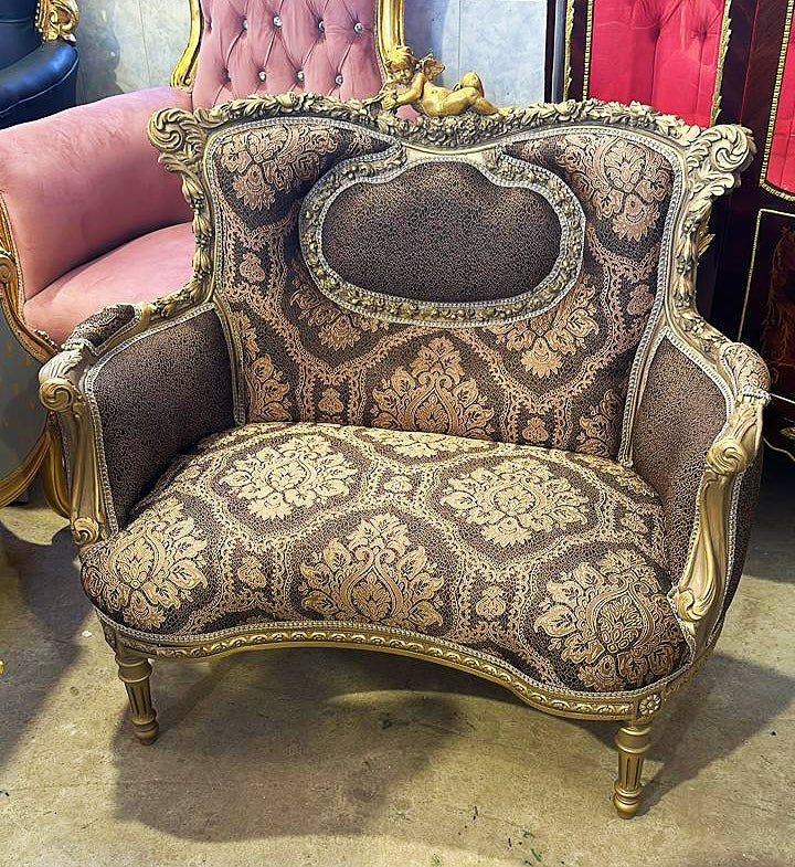 Baroque Style Armchair – Brown Damask Fabric with Gold Details