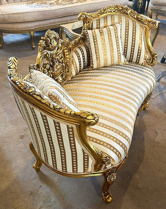 Elegant French Settee – Gold and Off-White Upholstery & Gold Leaf Accents