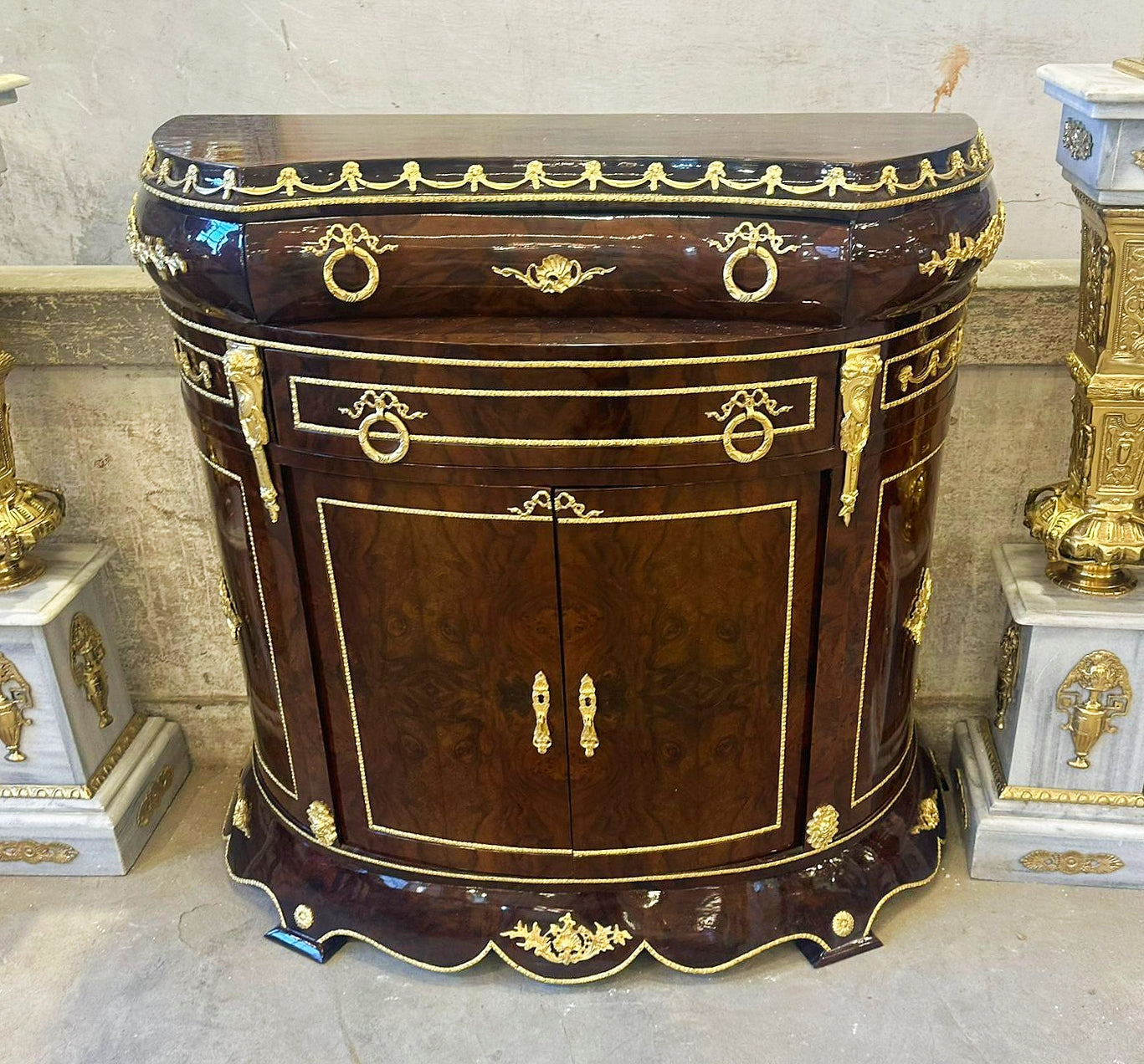 Brown Marble Commode – French Louis XVI Style Crendenza Cabinet Gold Leaf Detail