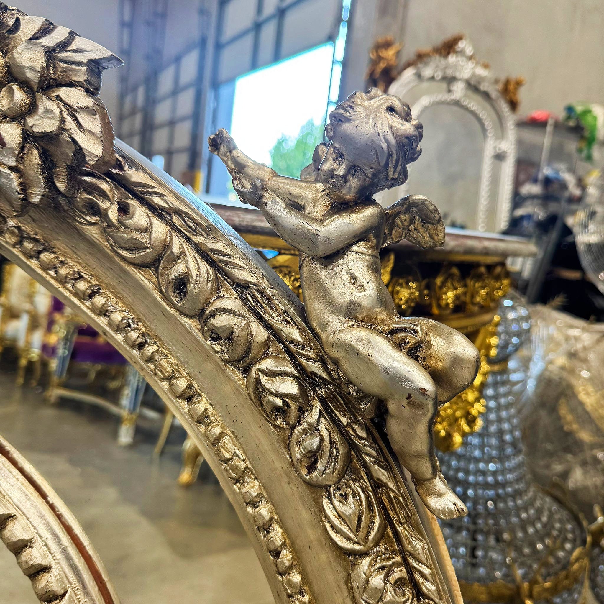 Silver Oval Mirror Wall Mirror French-Italian Style in Silver Leaf