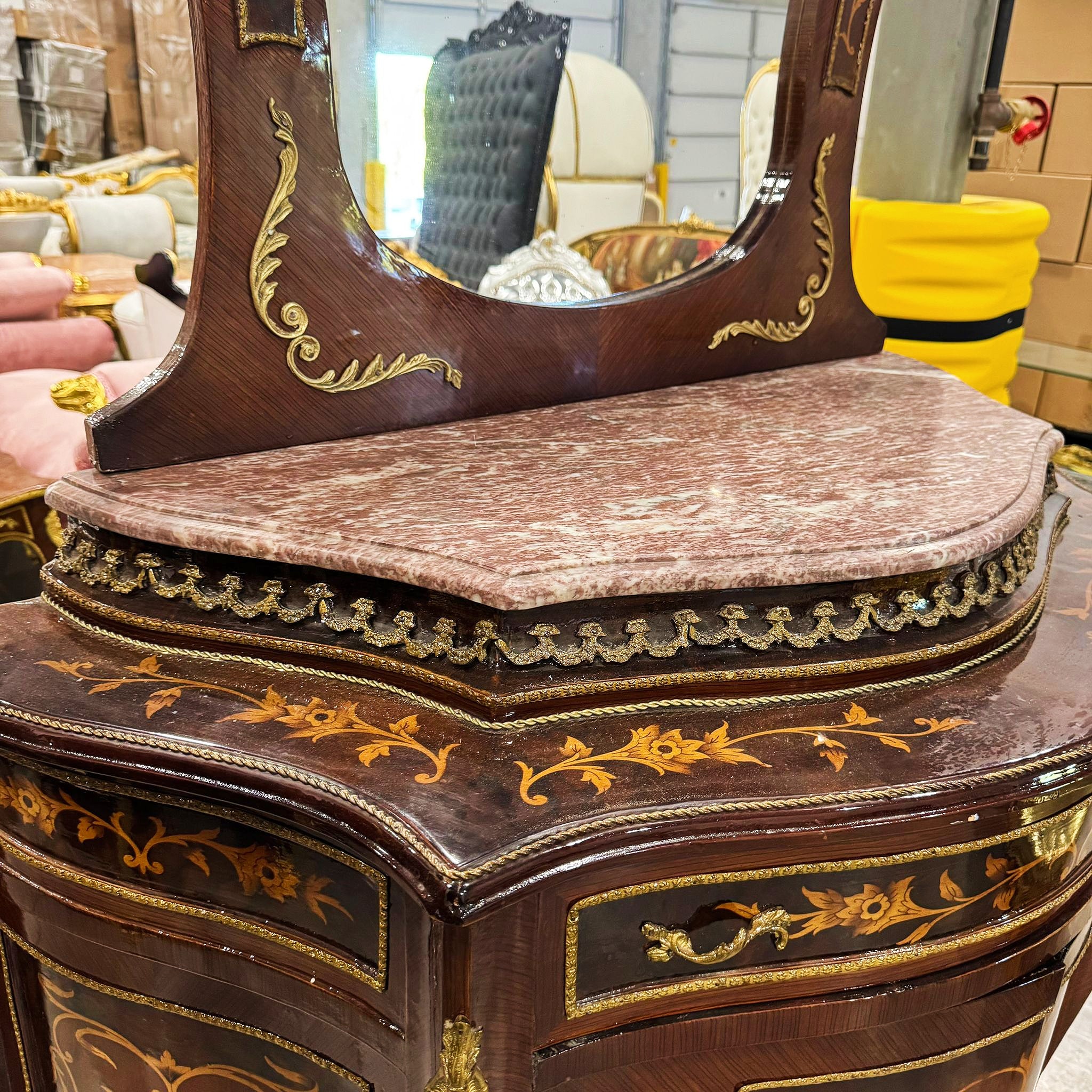 French Style Brown Cabinet Mirror Console Vitrine Gold Gabinet