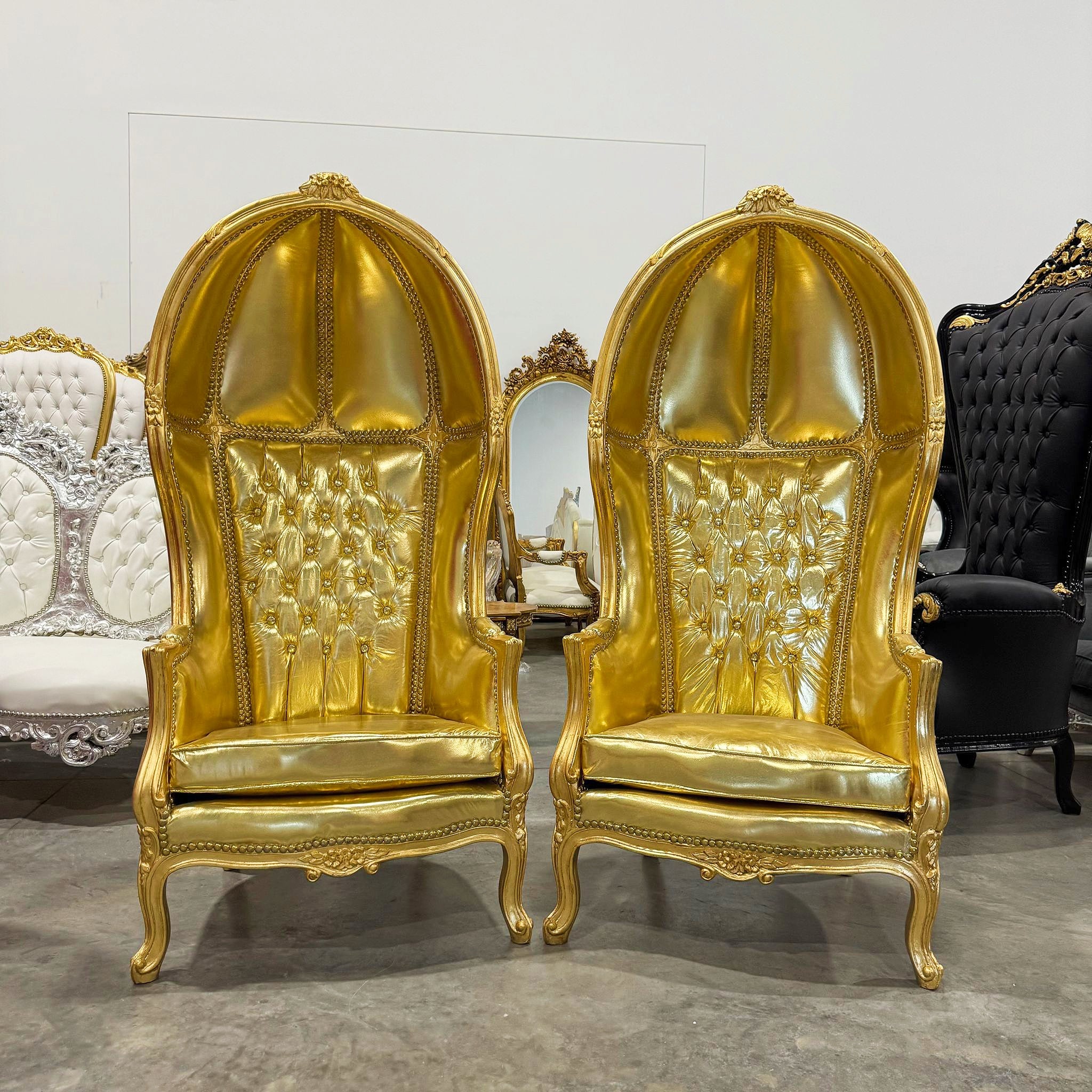 Balloon Chair French Style Golden High-Back Canopy Lacquer Chair