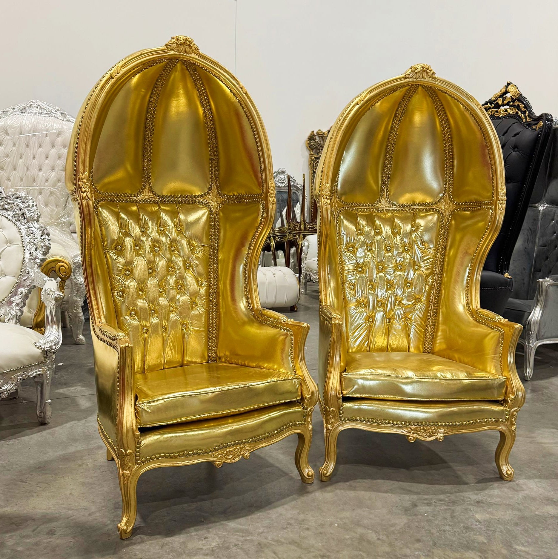 Balloon Chair French Style Golden High-Back Canopy Lacquer Chair