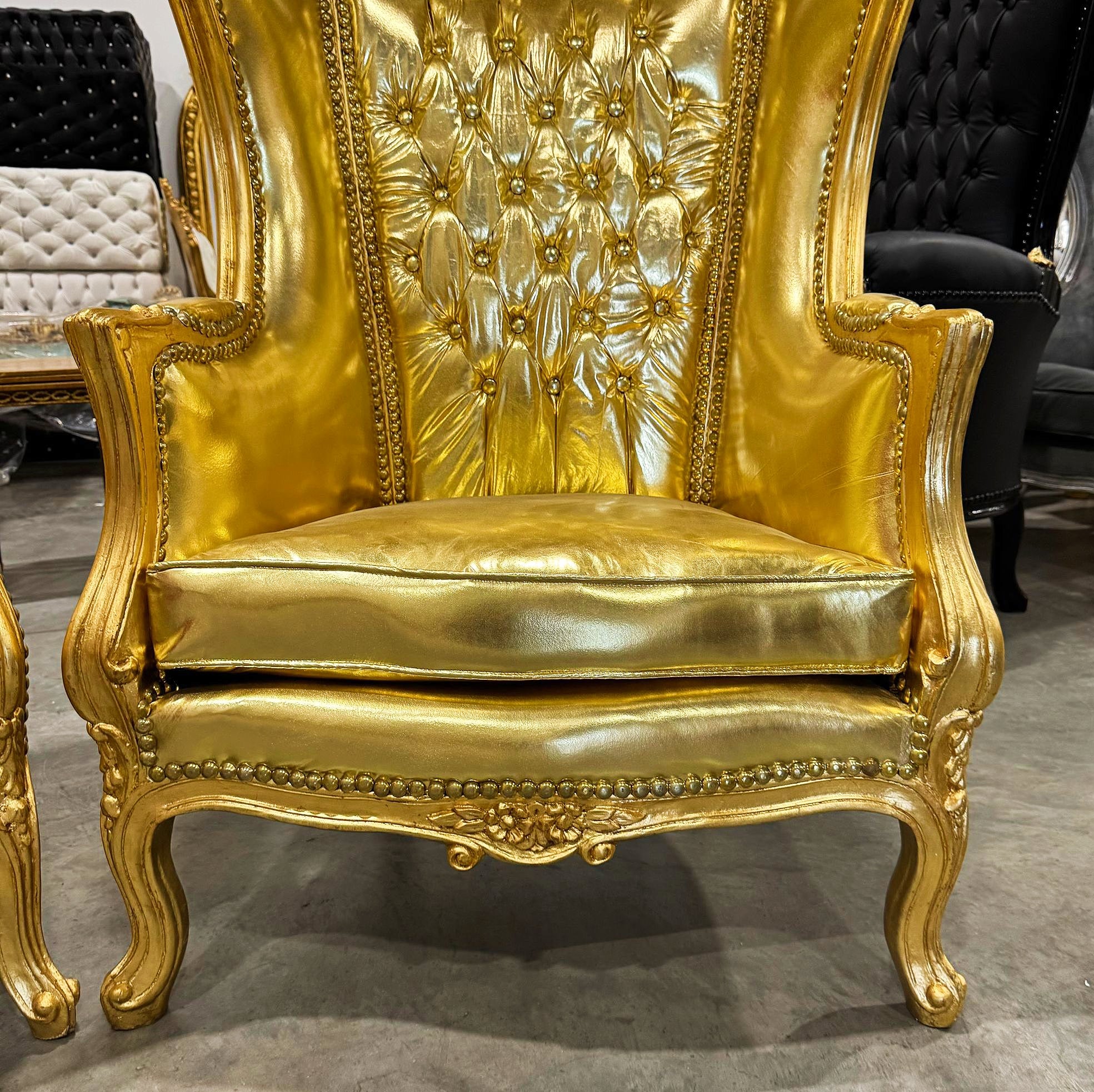 Balloon Chair French Style Golden High-Back Canopy Lacquer Chair